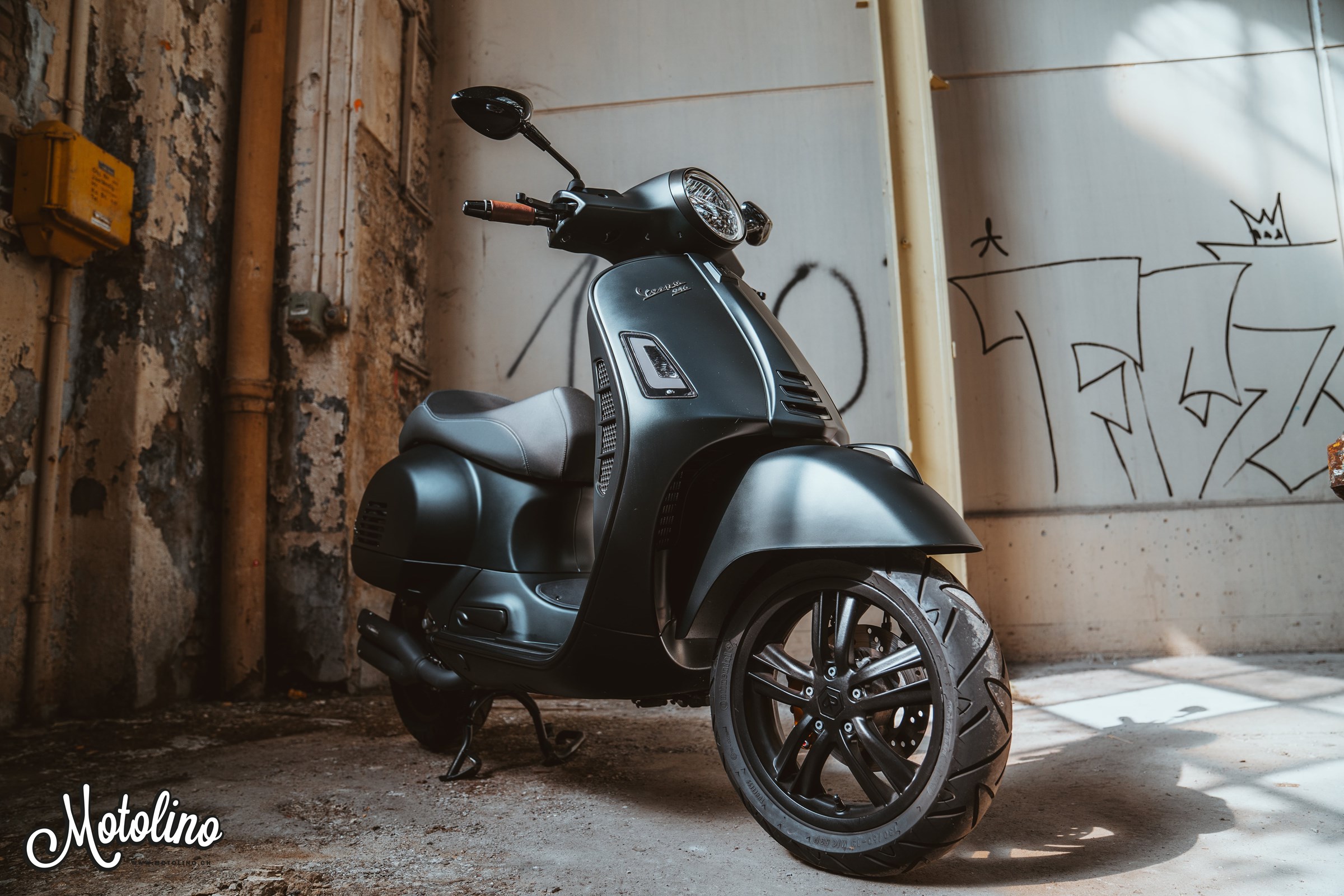 PIAGGIO Vespa GTS 300 HPE Super Tech ABS/ASR-image-9
