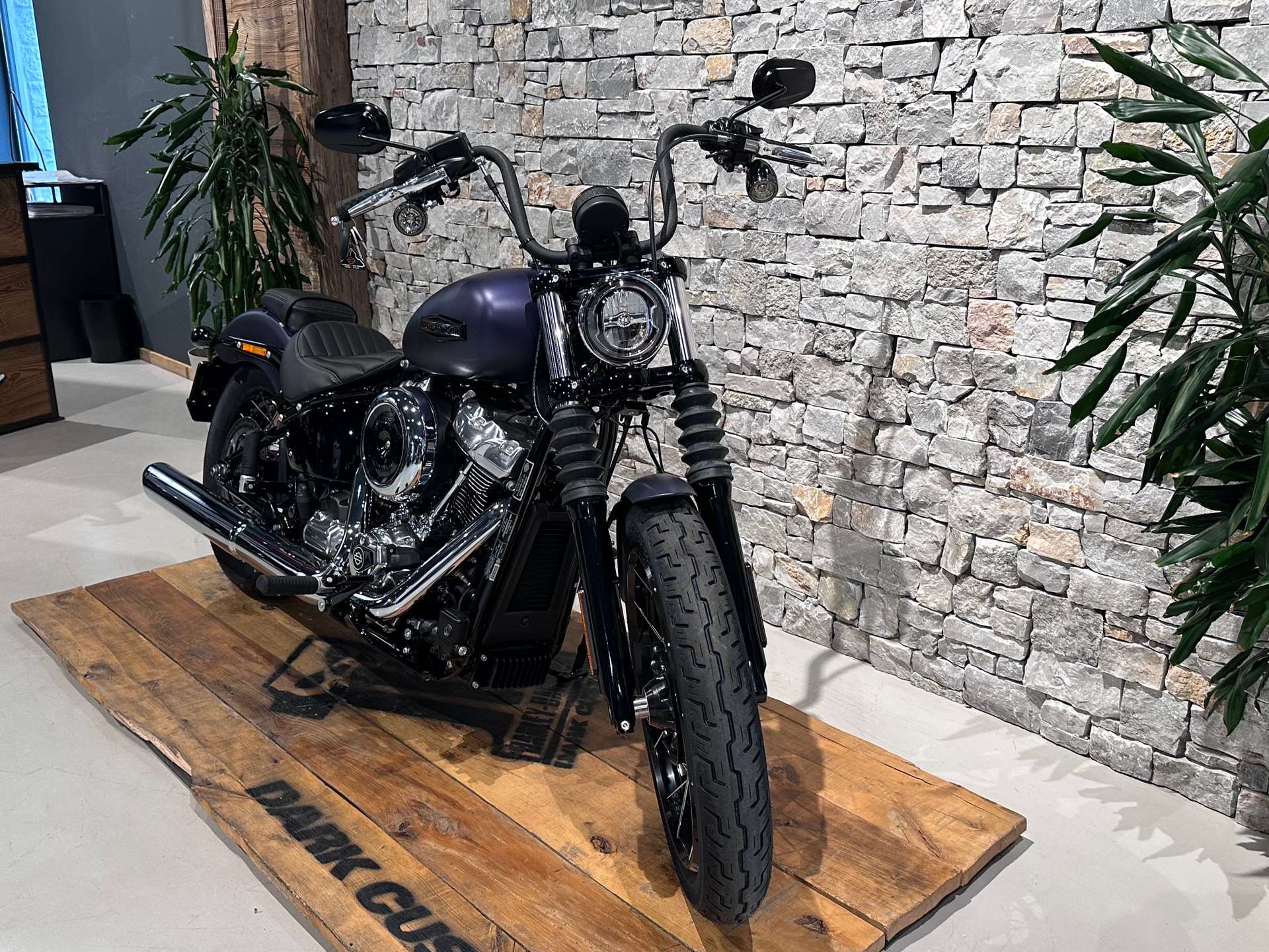 HARLEY-DAVIDSON FXBB-showroom-element-1
