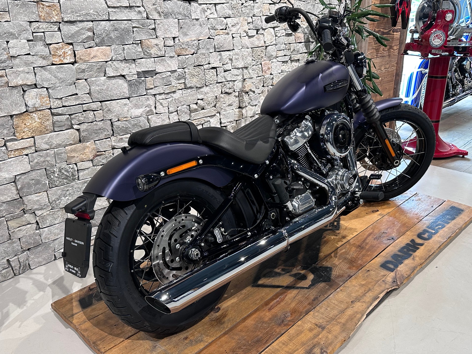 HARLEY-DAVIDSON FXBB-showroom-element-2