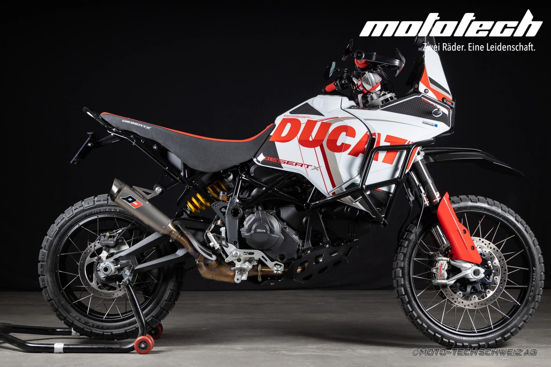 DUCATI Desert X *** GET READY ab 3.90% Leasing ***-showroom-element-1