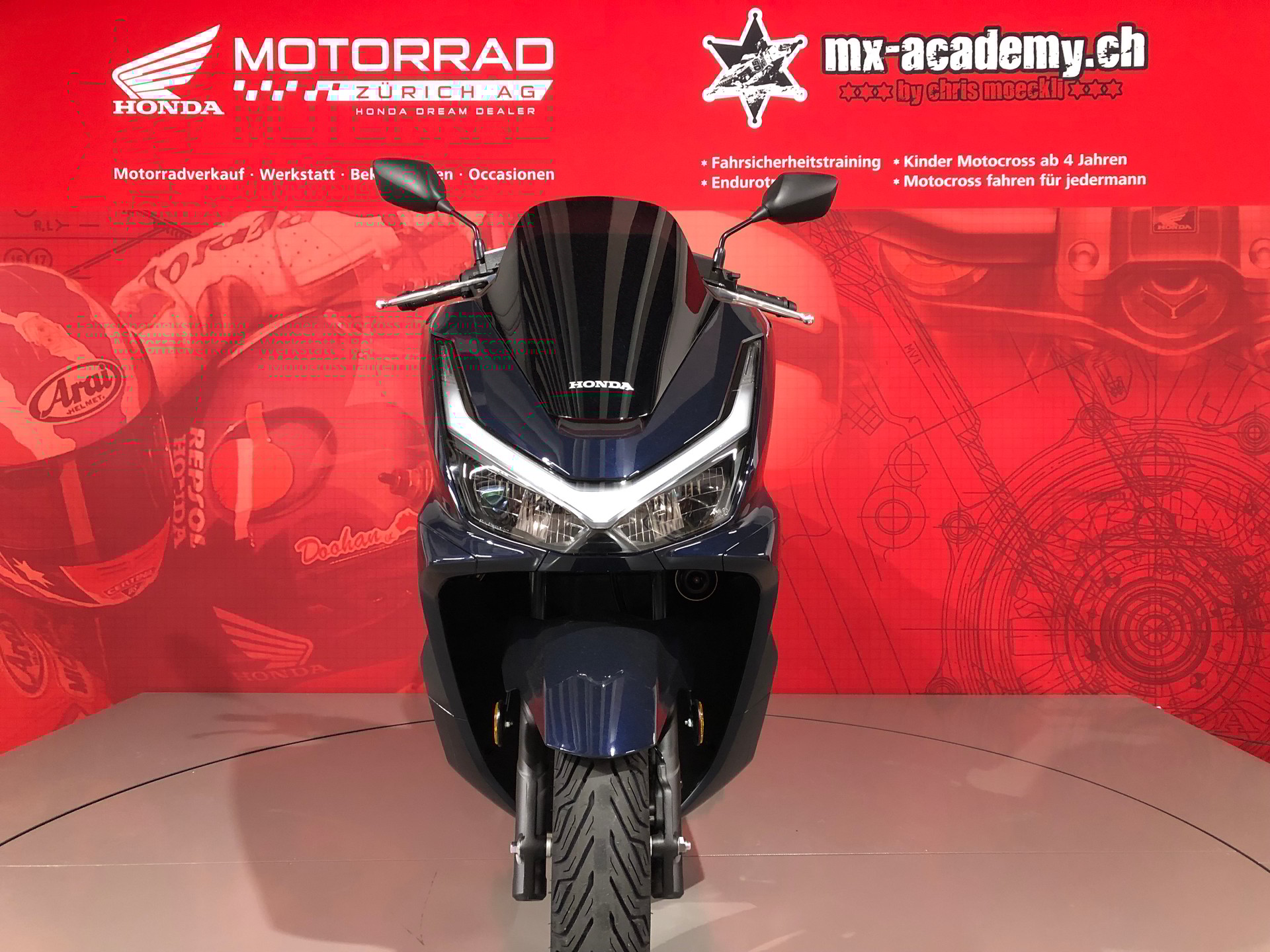 HONDA PCX 125 DX - Modell 2025-showroom-element-3