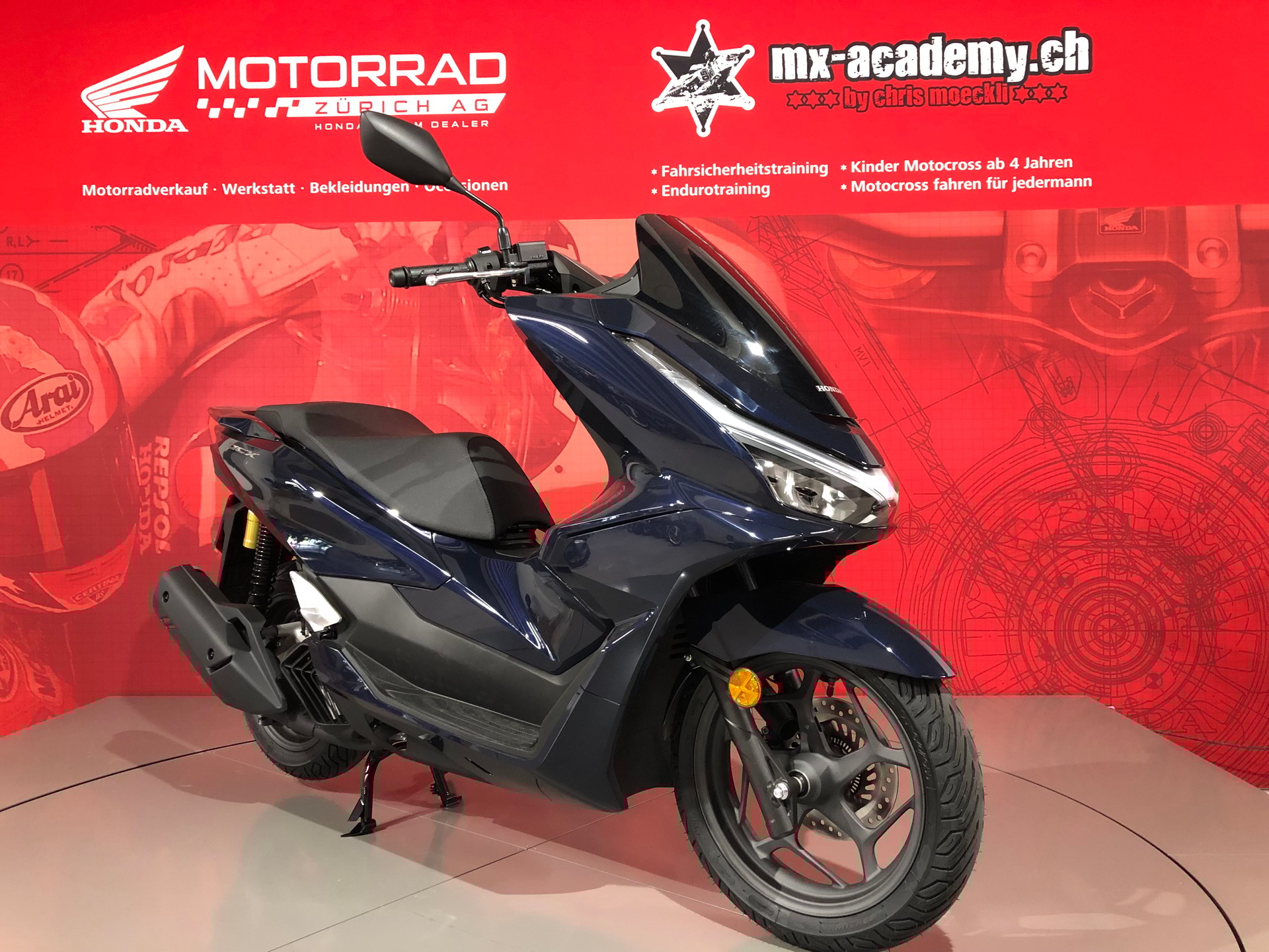 HONDA PCX 125 DX - Modell 2025-showroom-element-1