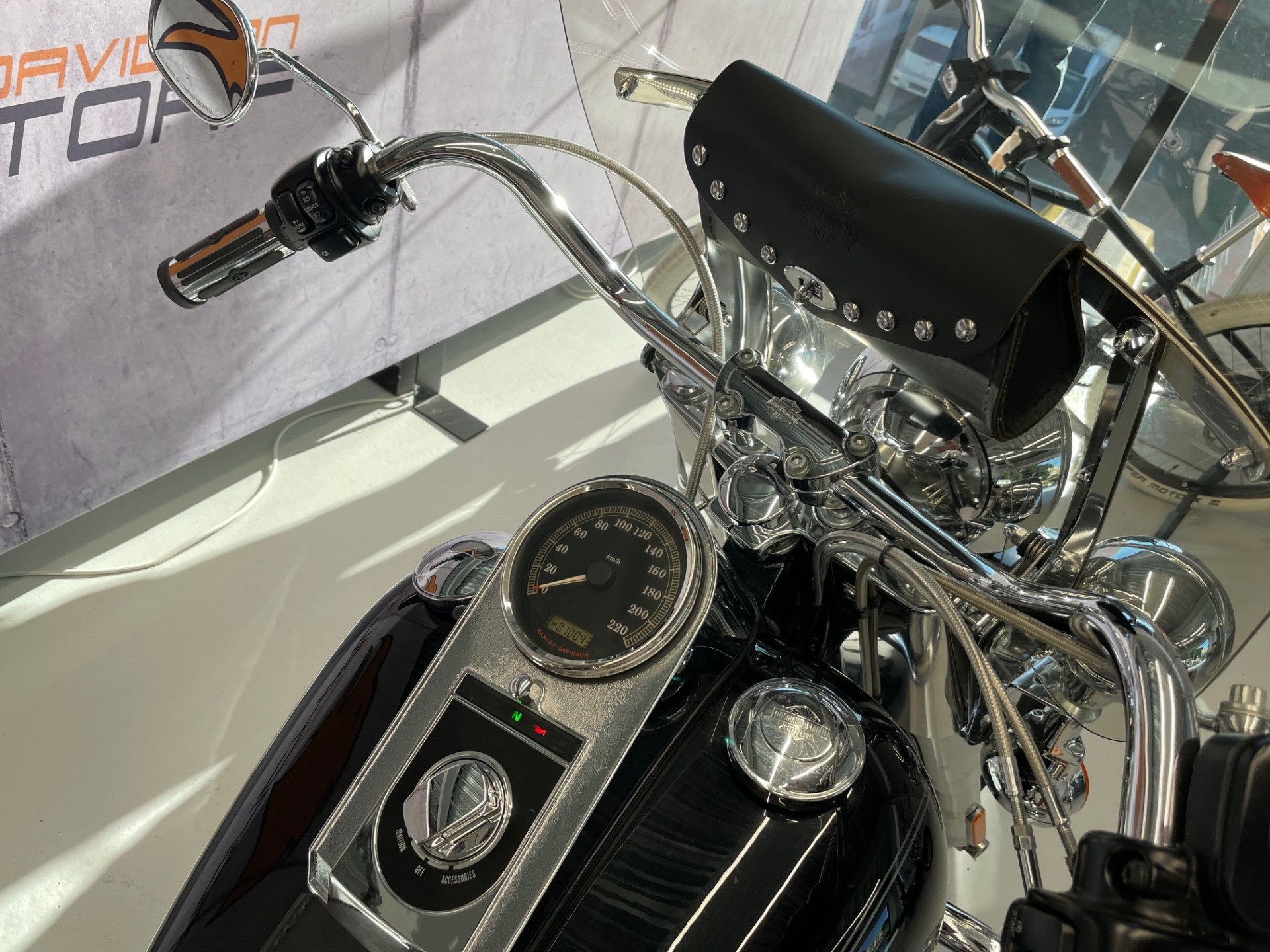 HARLEY-DAVIDSON FLSTC 1584 Softail Heritage Classic-image-3