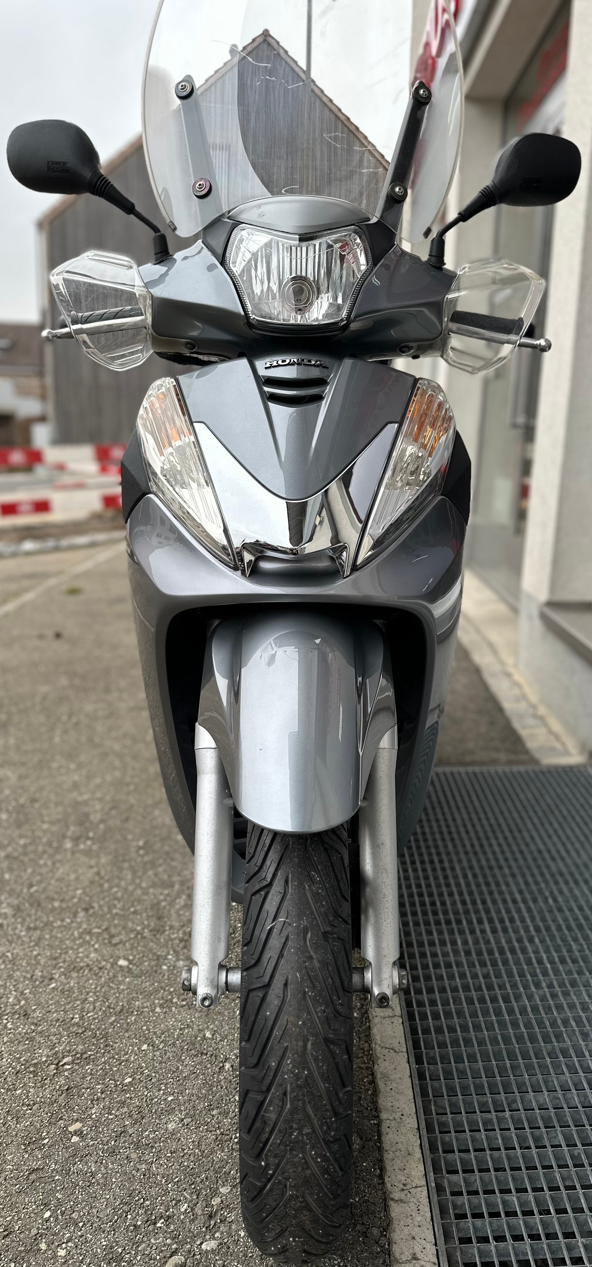 HONDA SH 300 JOY-showroom-element-1