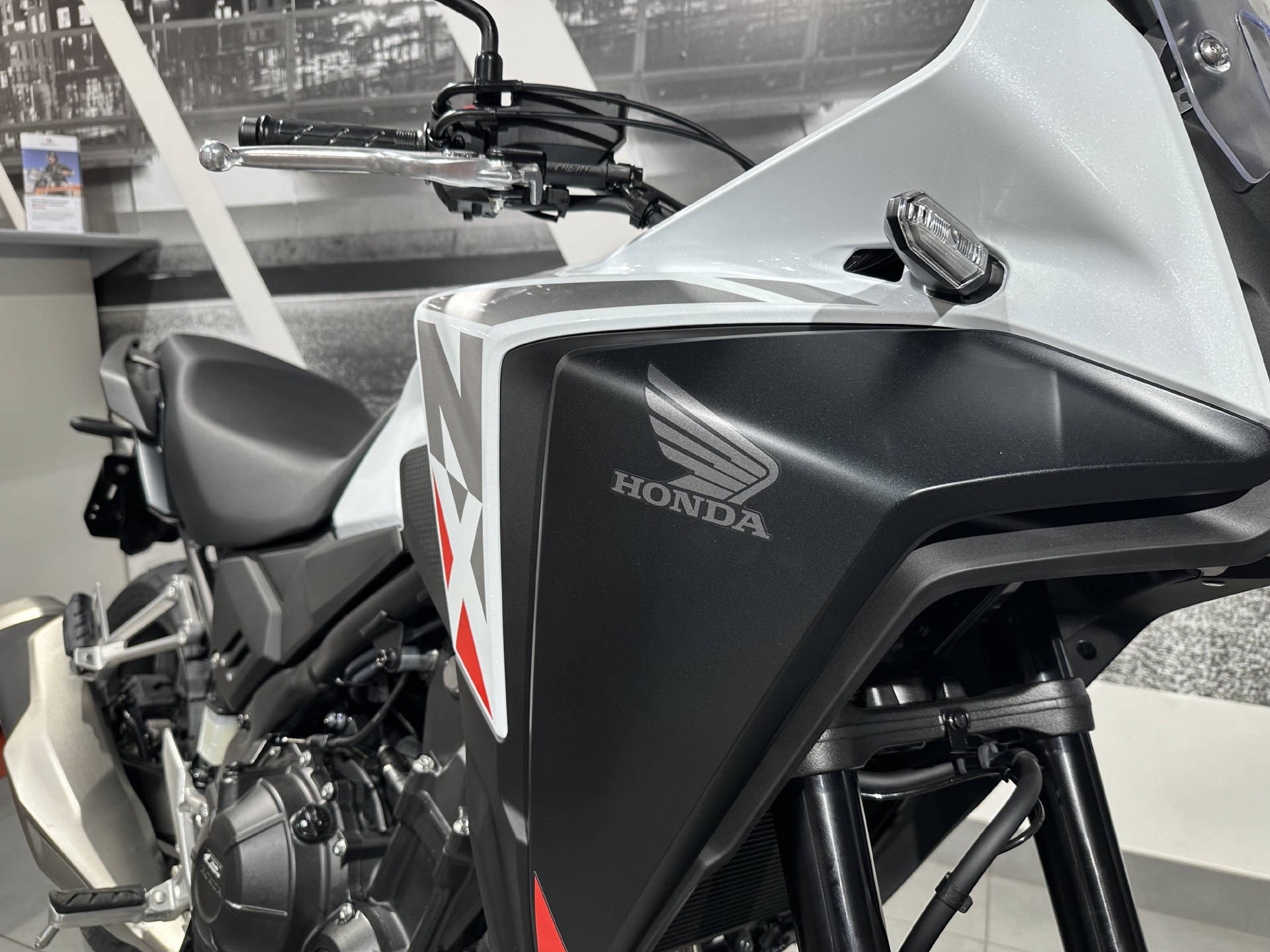 HONDA NX 500 ABS-showroom-element-3