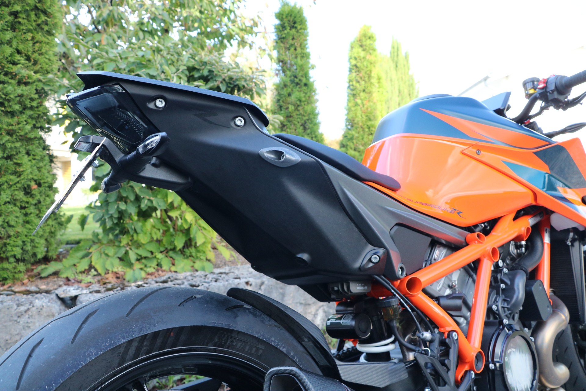 KTM 1290 Super Duke R-image-7