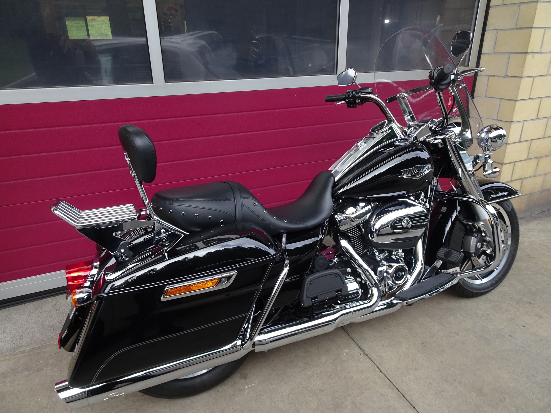 HARLEY-DAVIDSON FLHR Road King 107 ABS-showroom-element-3