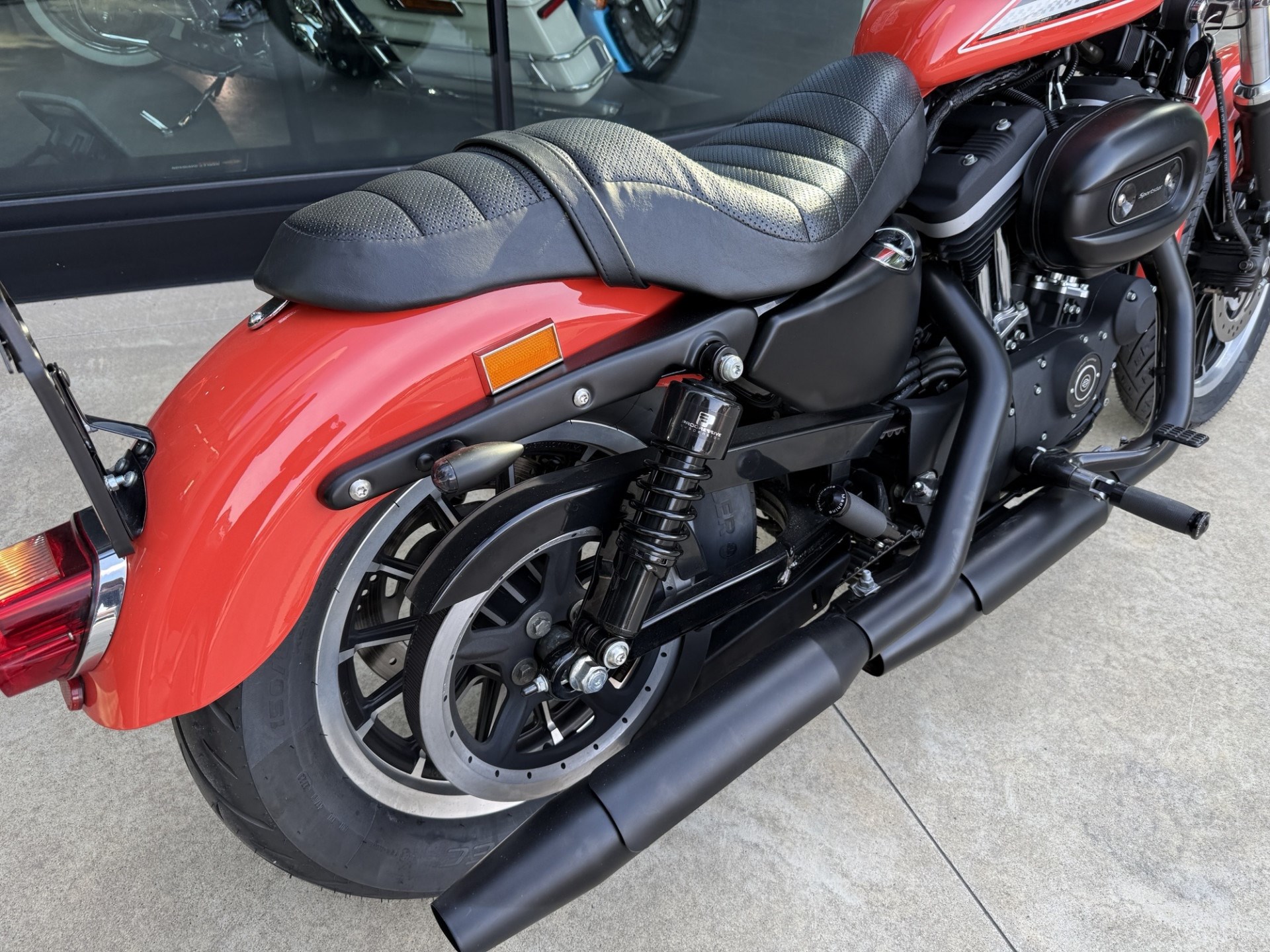 HARLEY-DAVIDSON XL 883 Sportster-image-3