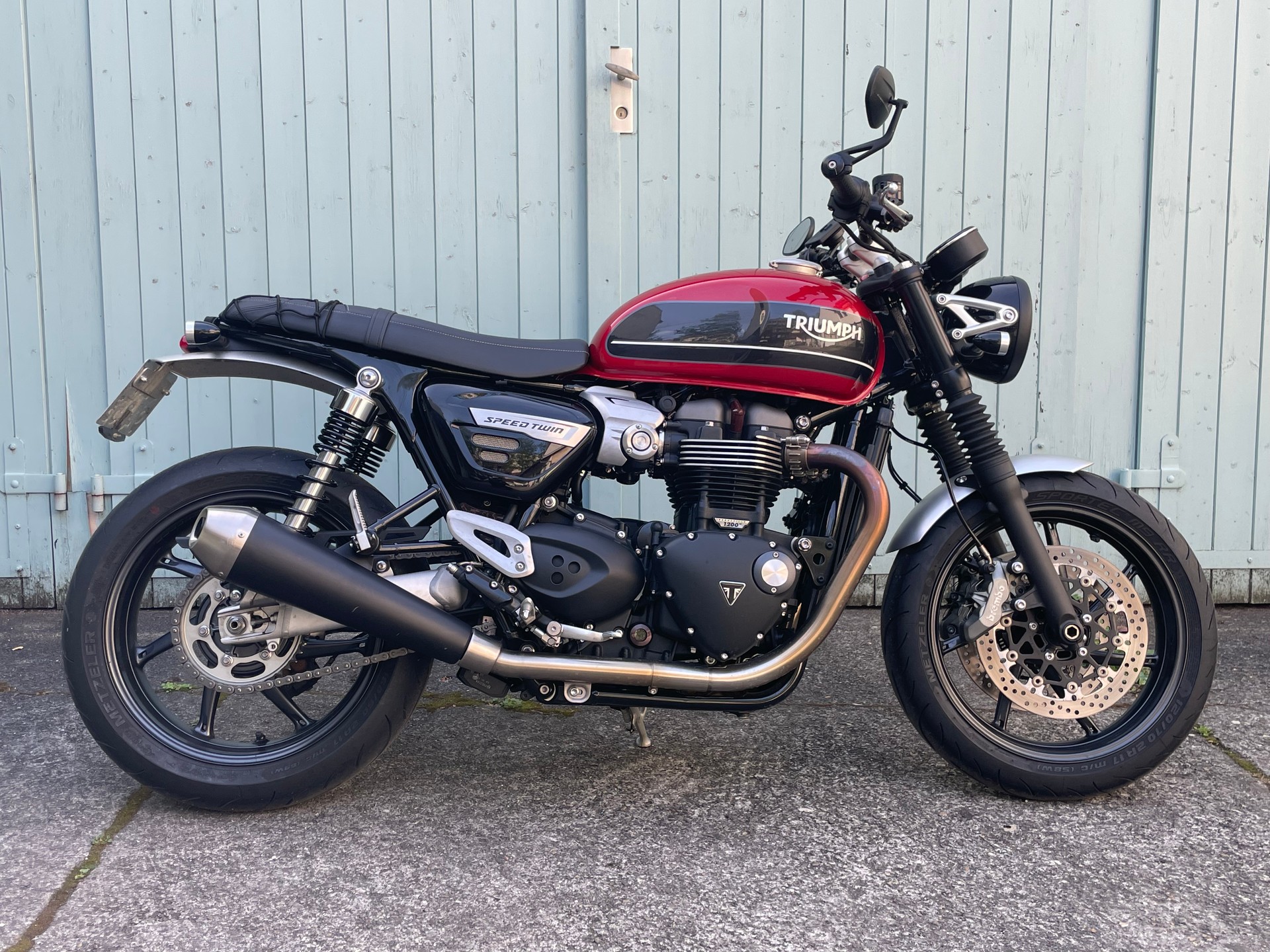 TRIUMPH Speed Twin 1200