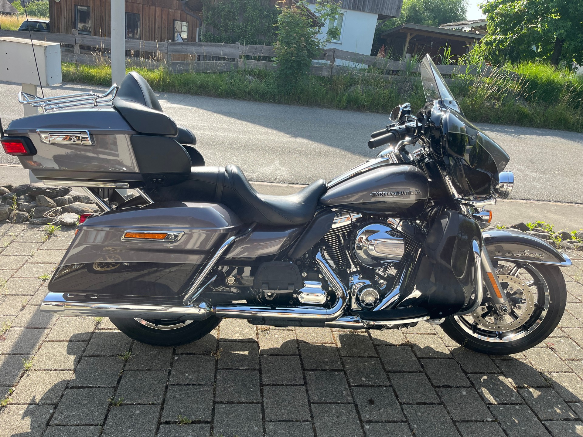 HARLEY-DAVIDSON FLHTK Electra Glide Ultra Limited
