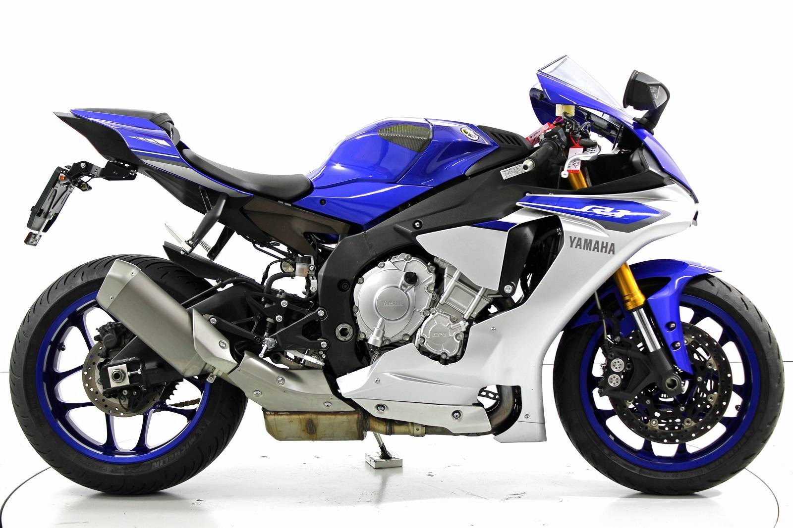 YAMAHA YZF-R1 ABS-showroom-element-3