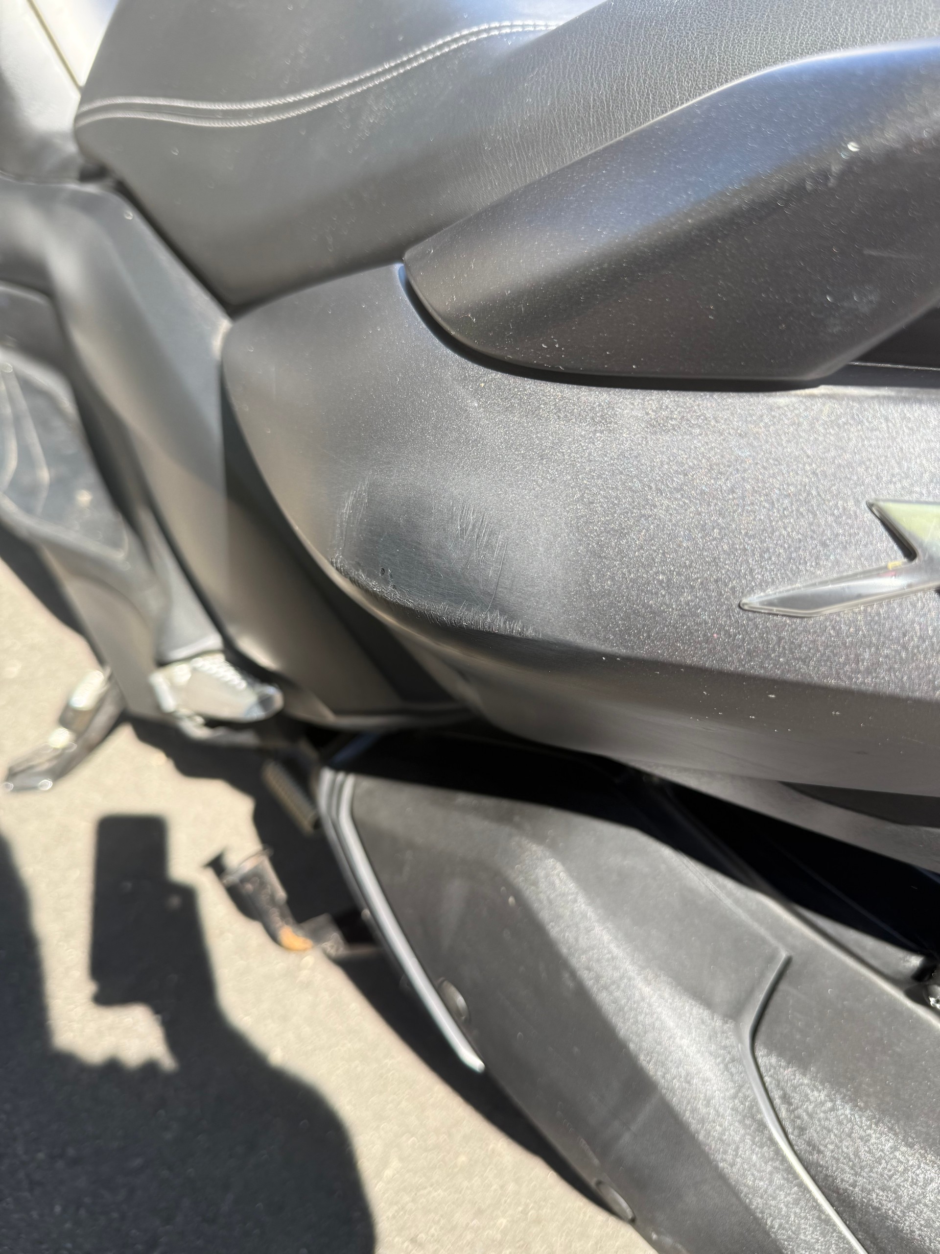 YAMAHA X-Max CZD 300 ABS-image-2