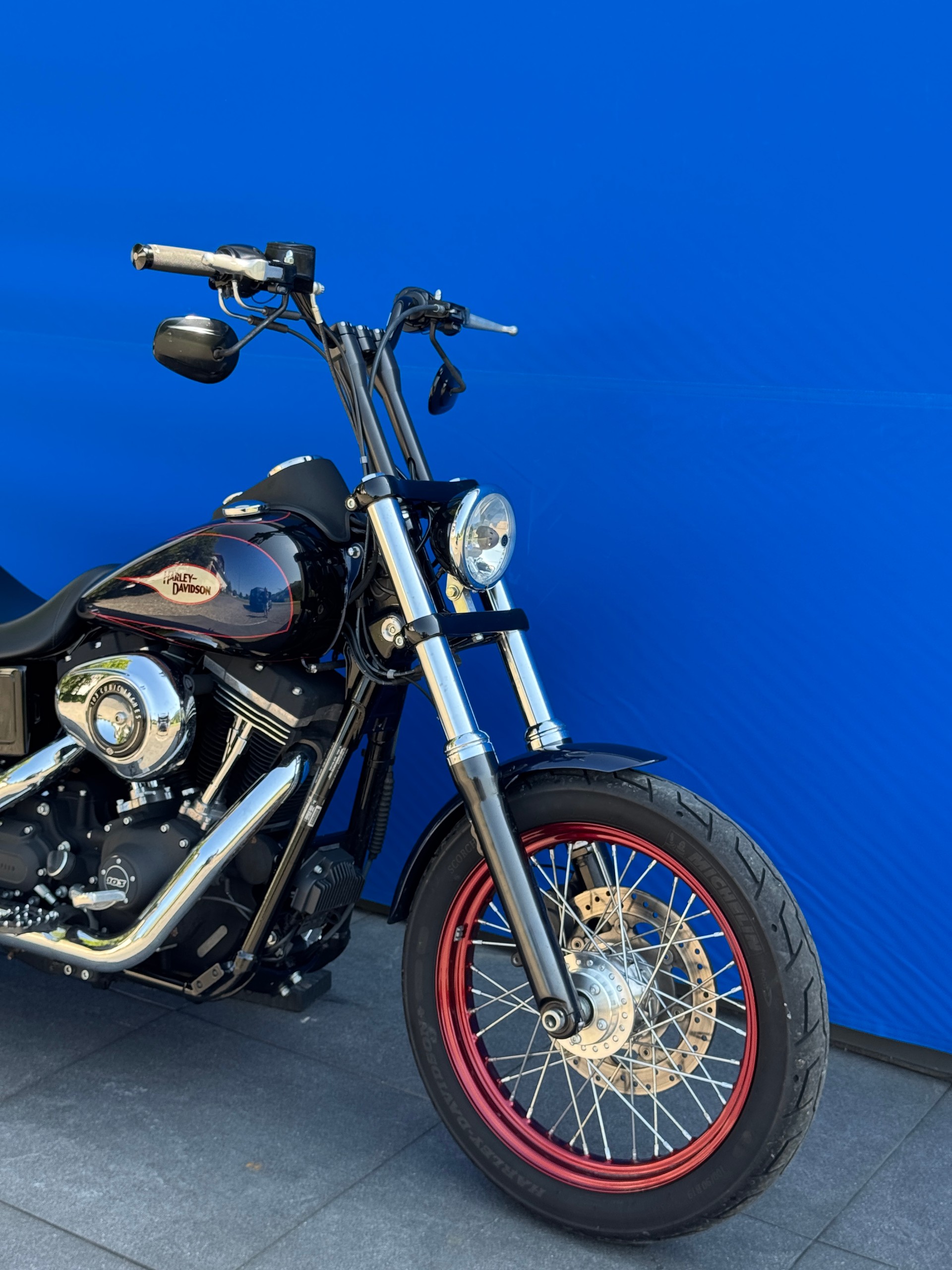HARLEY-DAVIDSON FXDBA Dyna Street Bob 103 ABS-showroom-element-1