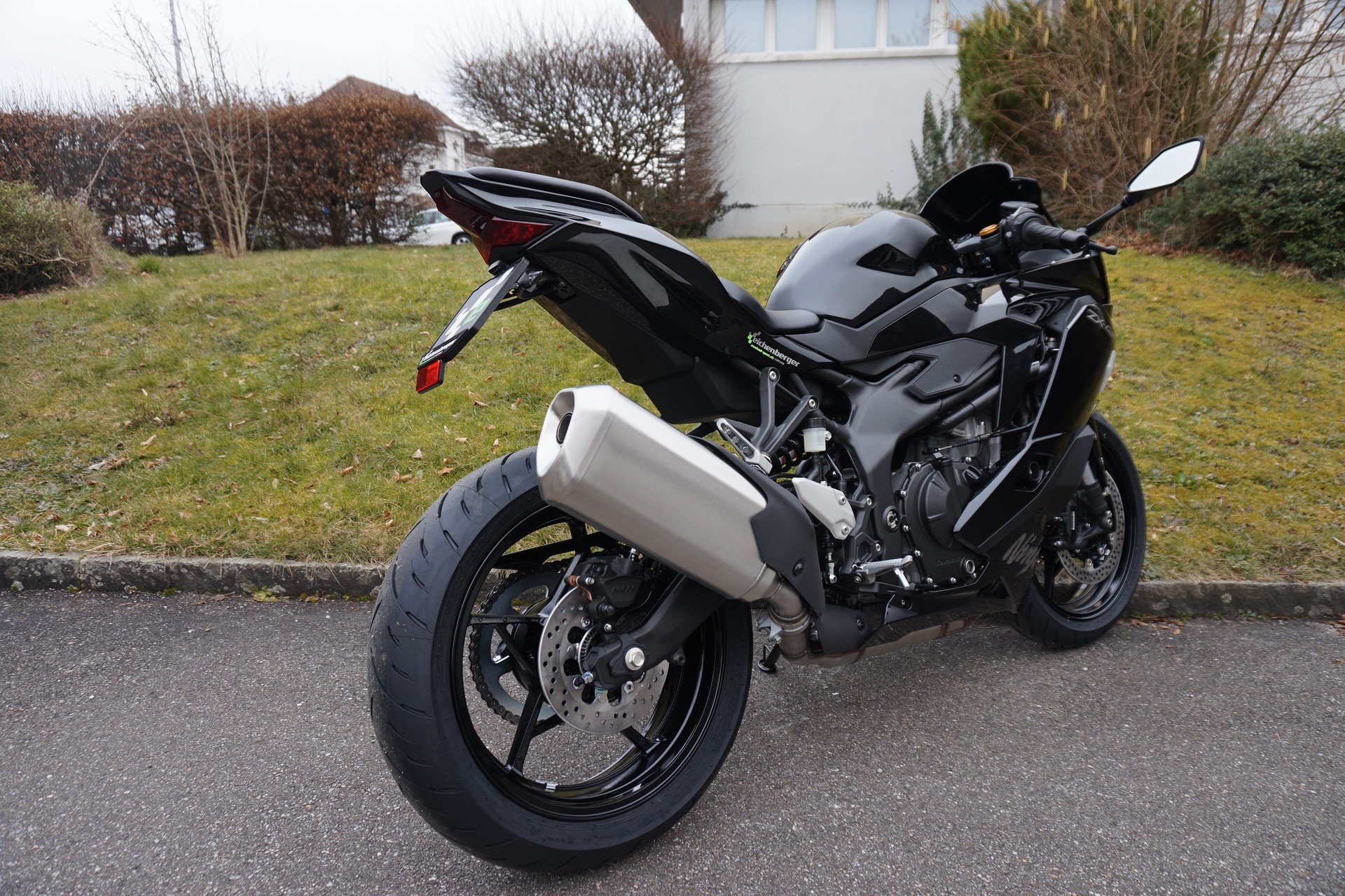 KAWASAKI Ninja ZX-4R ABS (57kW/35kW) mit Heckumbau-image-3