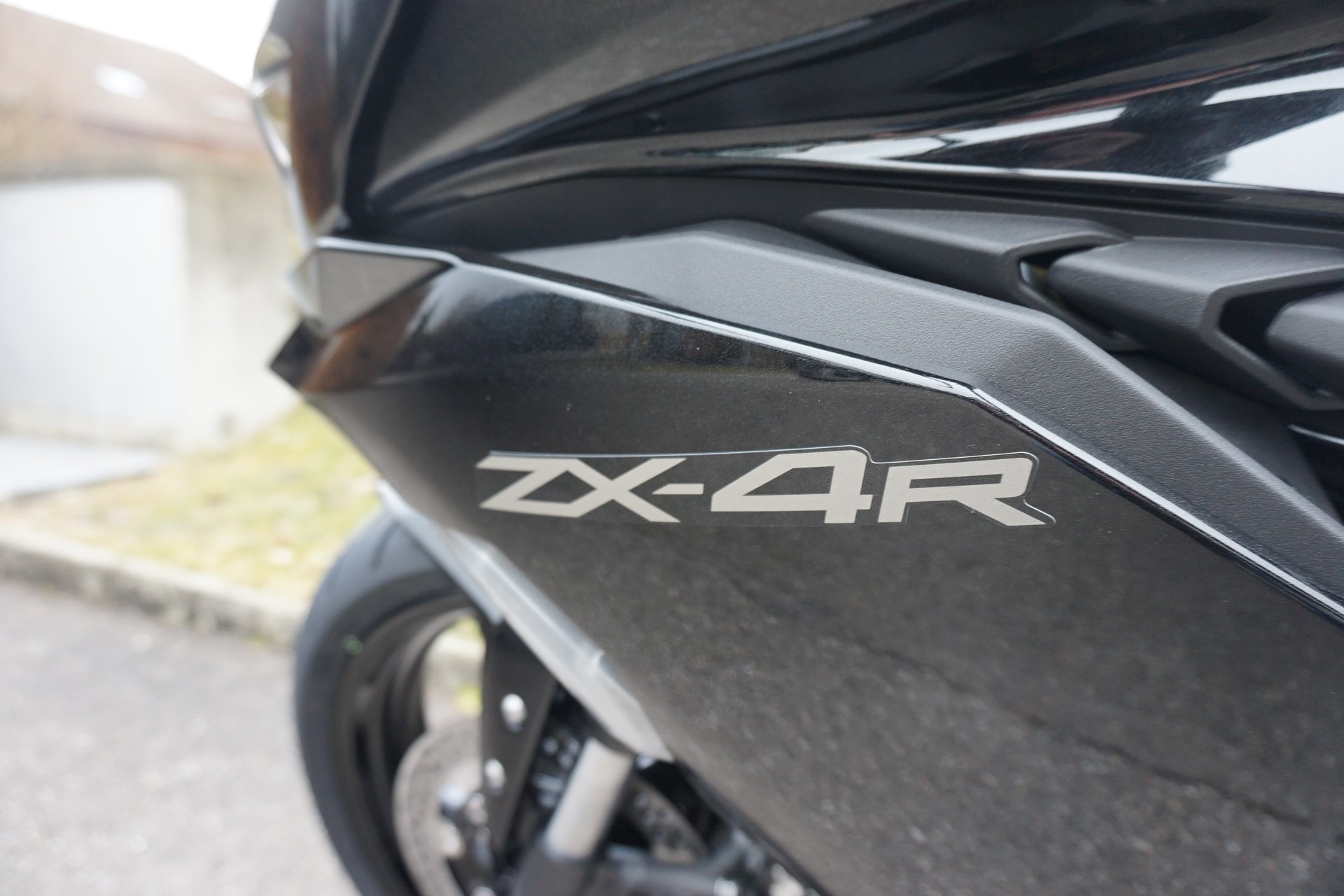 KAWASAKI Ninja ZX-4R ABS (57kW/35kW) mit Heckumbau-image-9