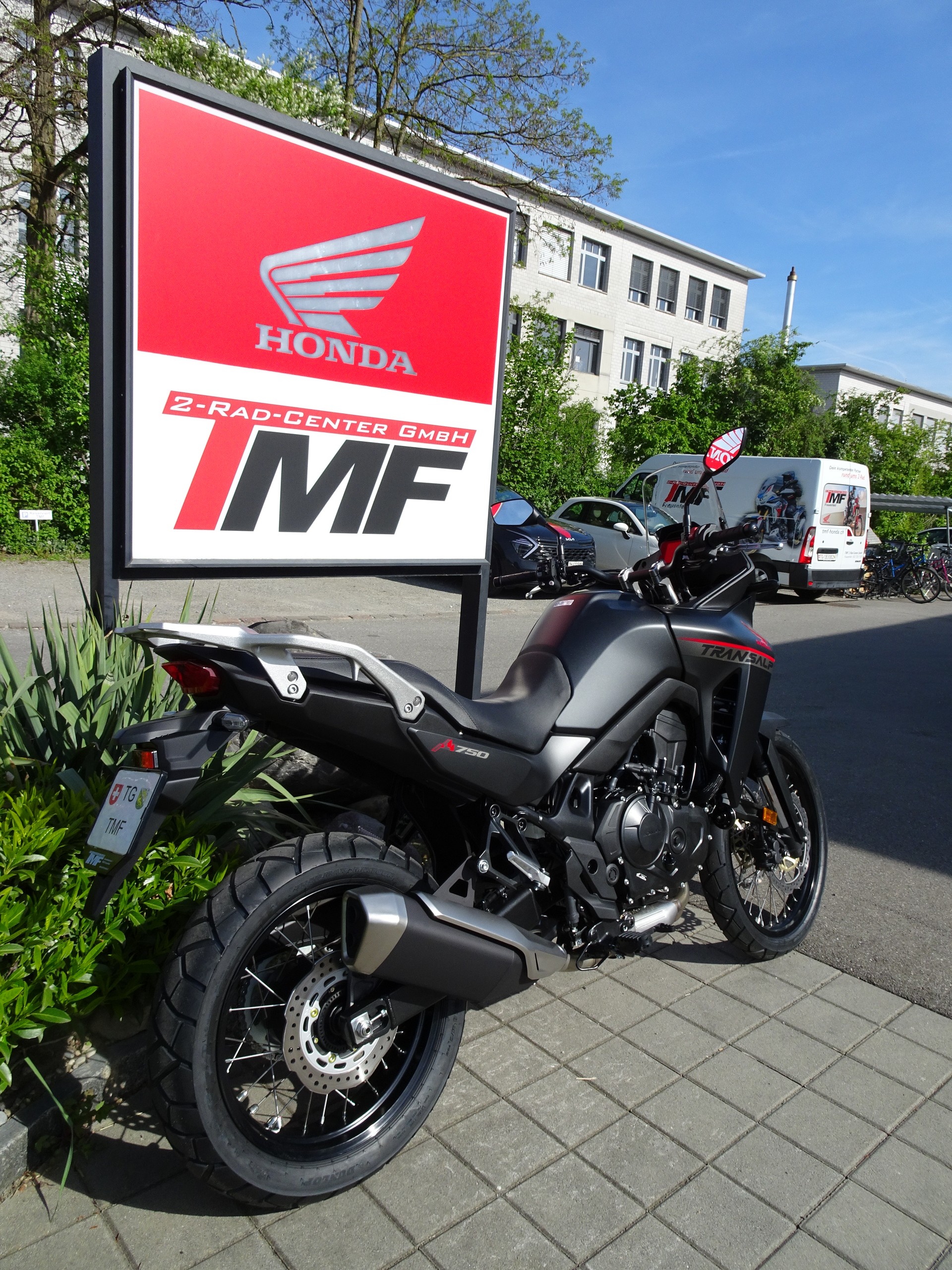 HONDA XL 750 Transalp-image-7