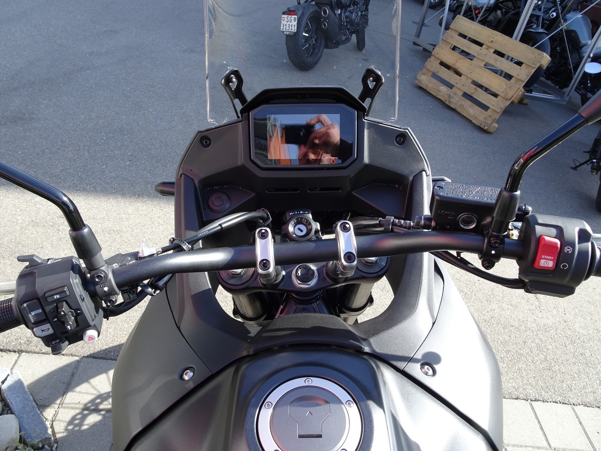 HONDA XL 750 Transalp-image-6