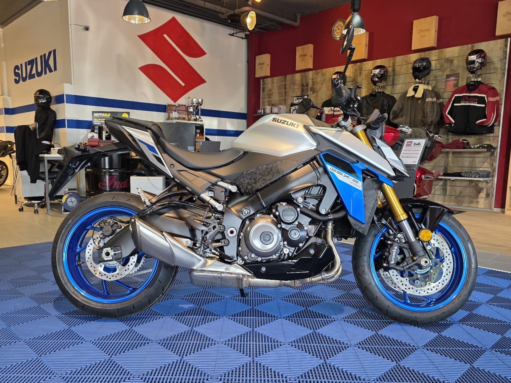 SUZUKI GSX-S 1000