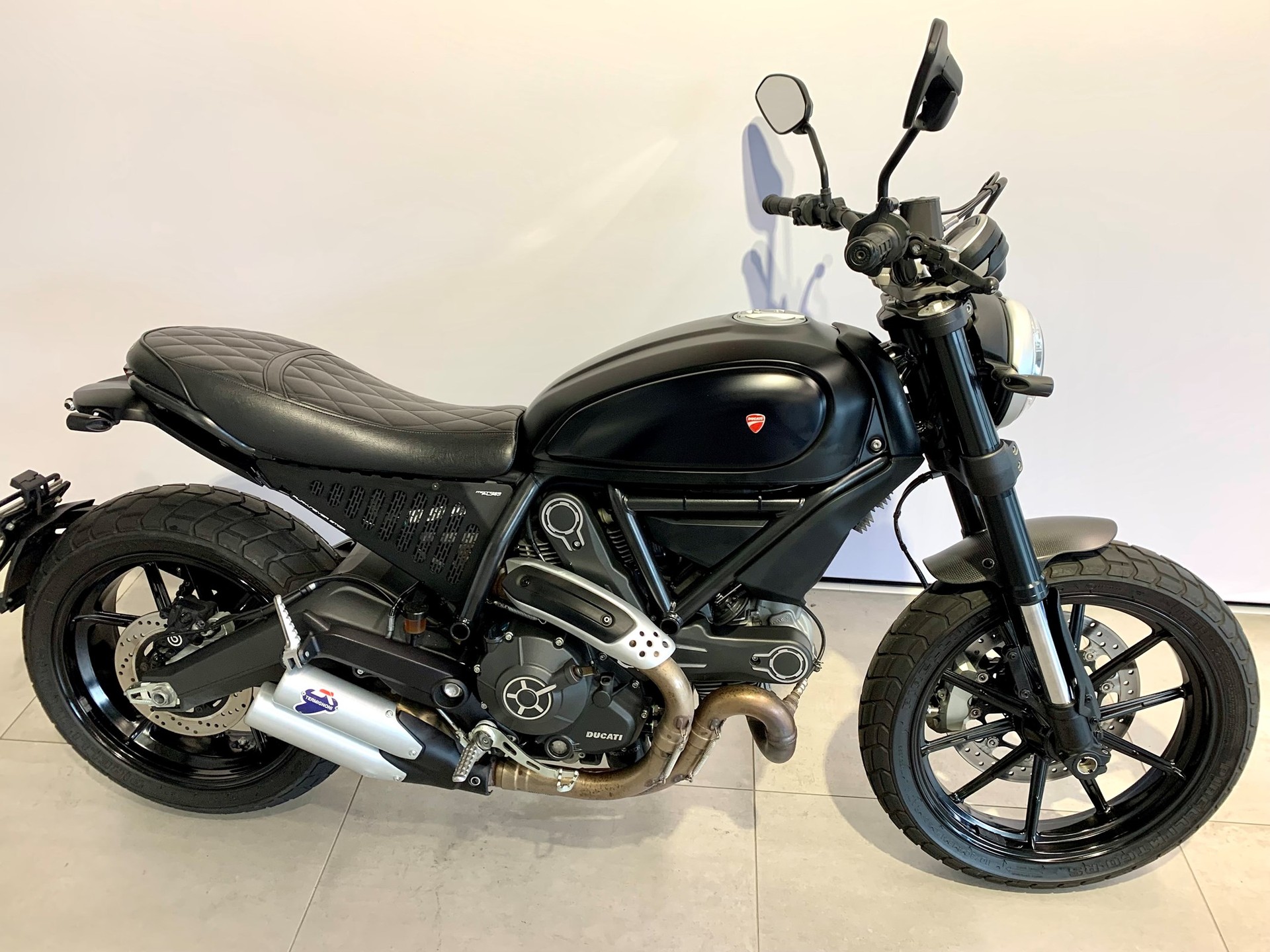 DUCATI Scrambler 800 Full Throttle-image-3