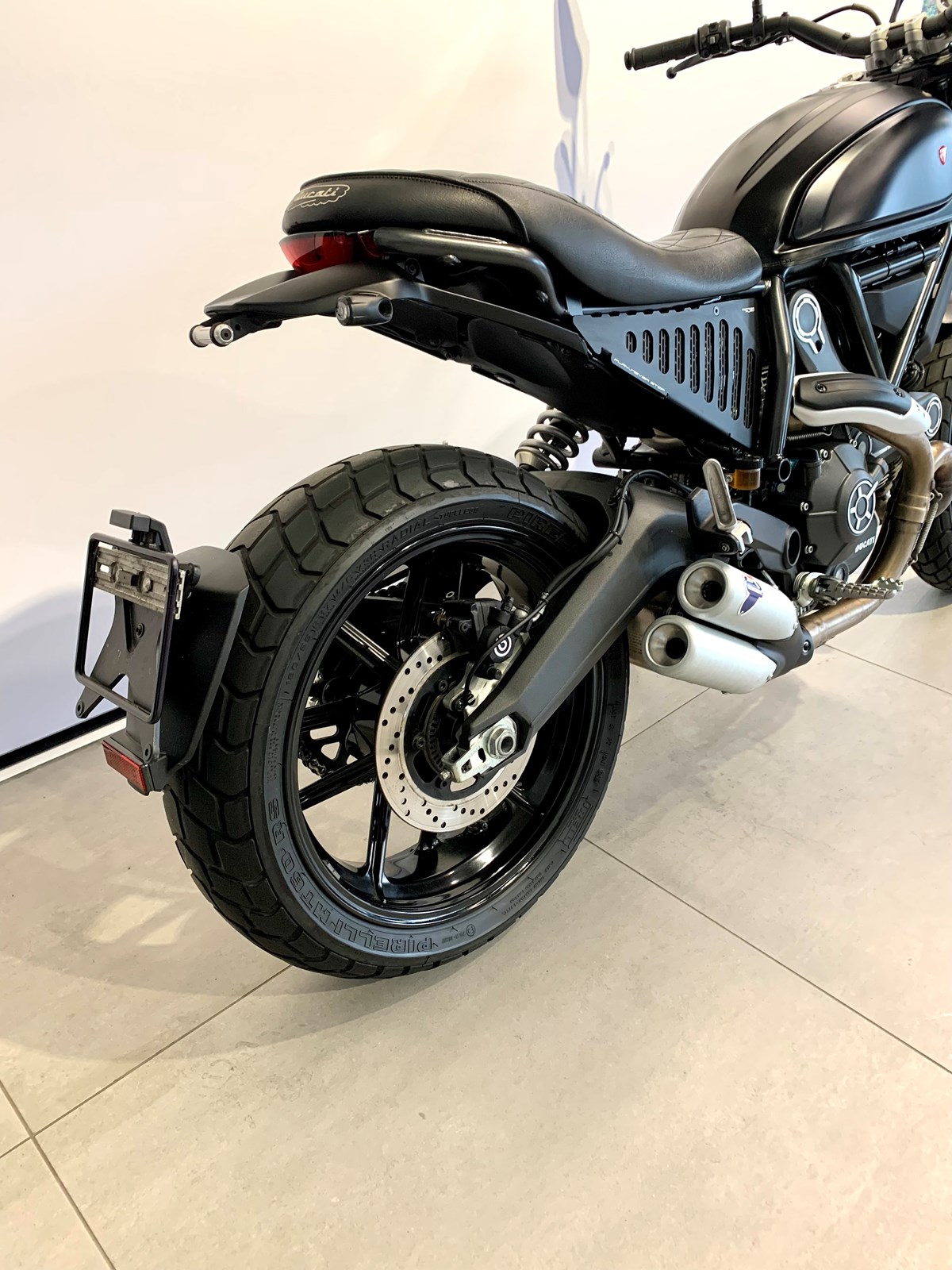 DUCATI Scrambler 800 Full Throttle-image-7