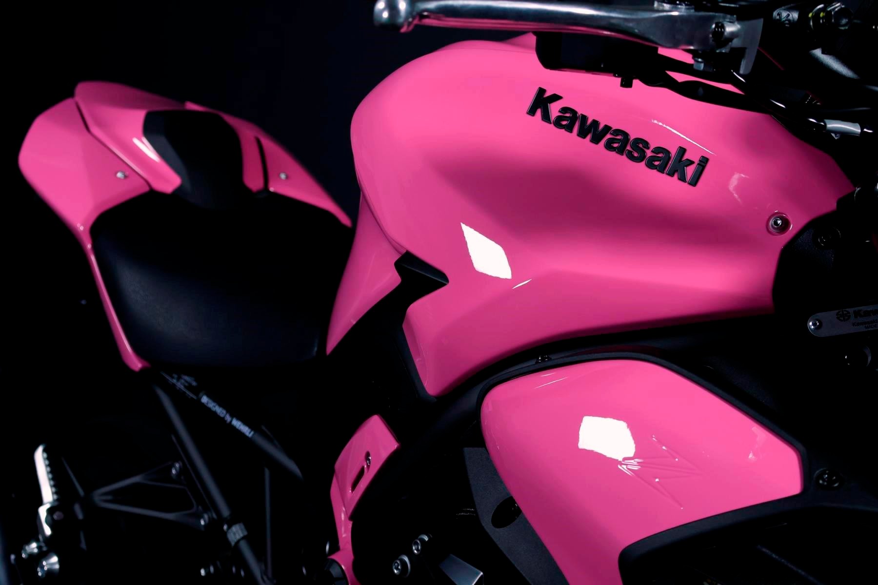 KAWASAKI KAWASAKI Z 900 (91/70/35 KW) *Barbie Edition* Level 3-image-4