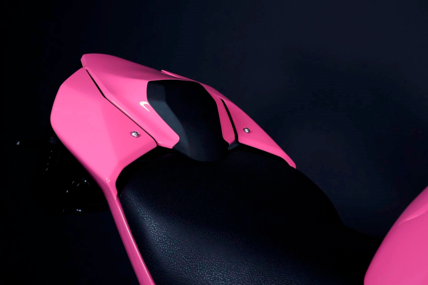 KAWASAKI KAWASAKI Z 900 (91/70/35 KW) *Barbie Edition* Level 3-image-5