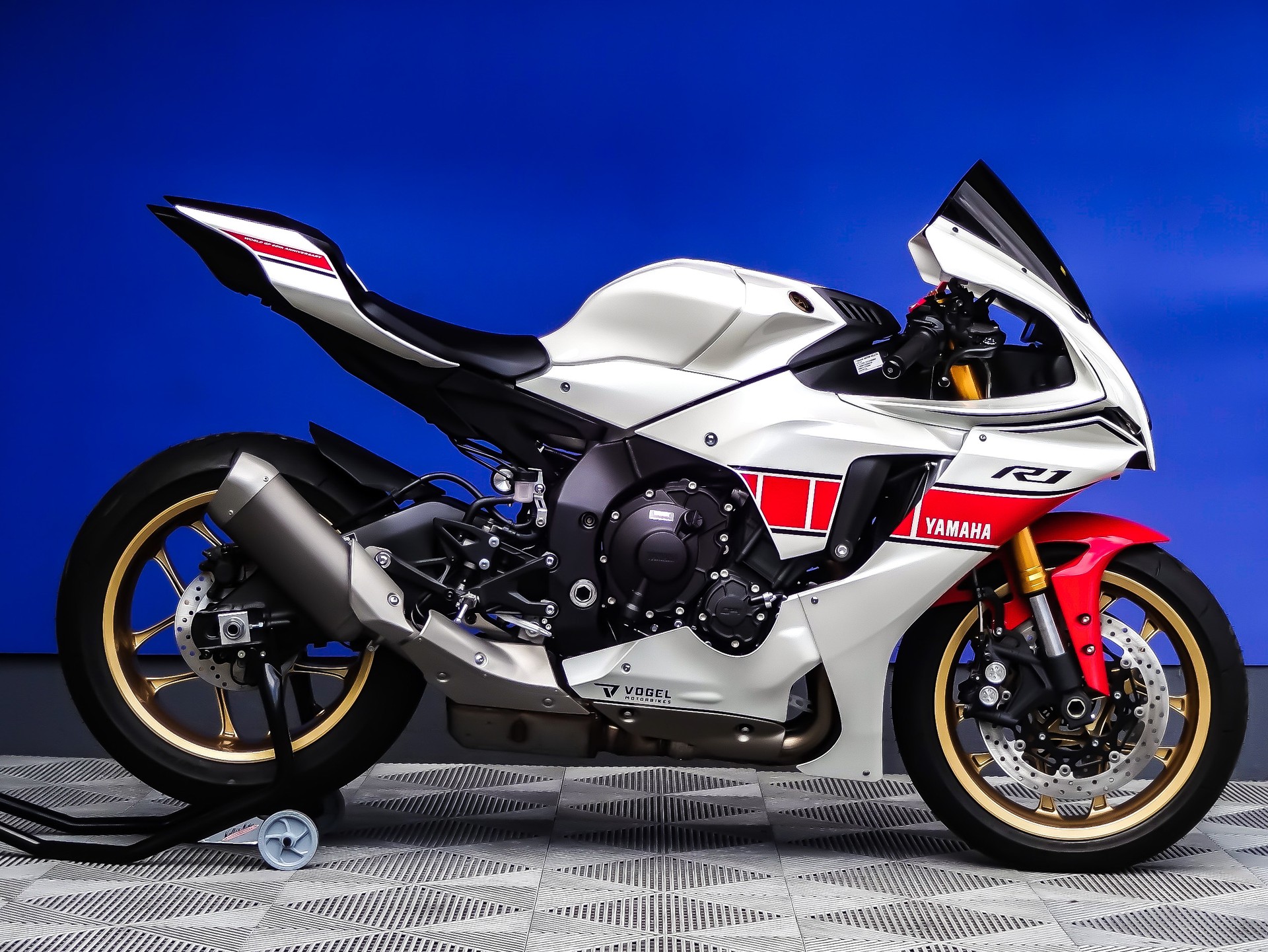 YAMAHA YZF-R1 ABS