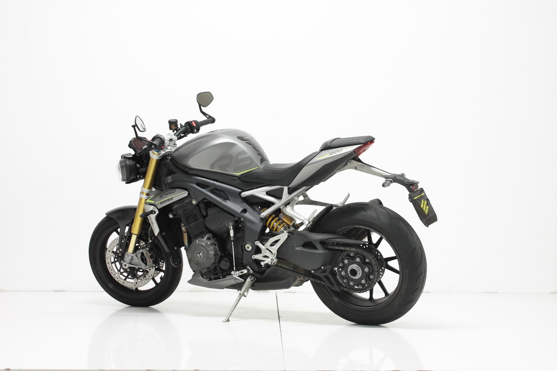 TRIUMPH Speed Triple 1200 RS-showroom-element-2