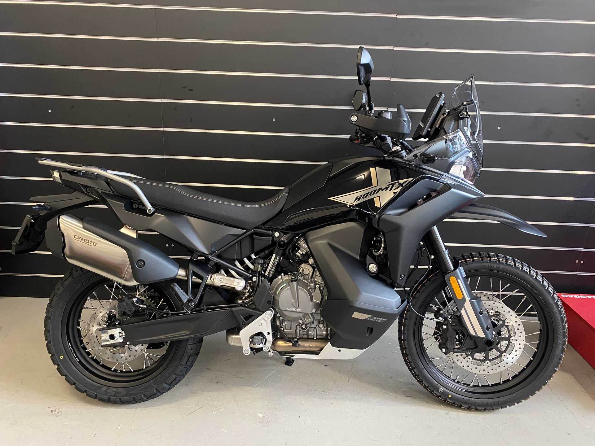 CF MOTO MT-X