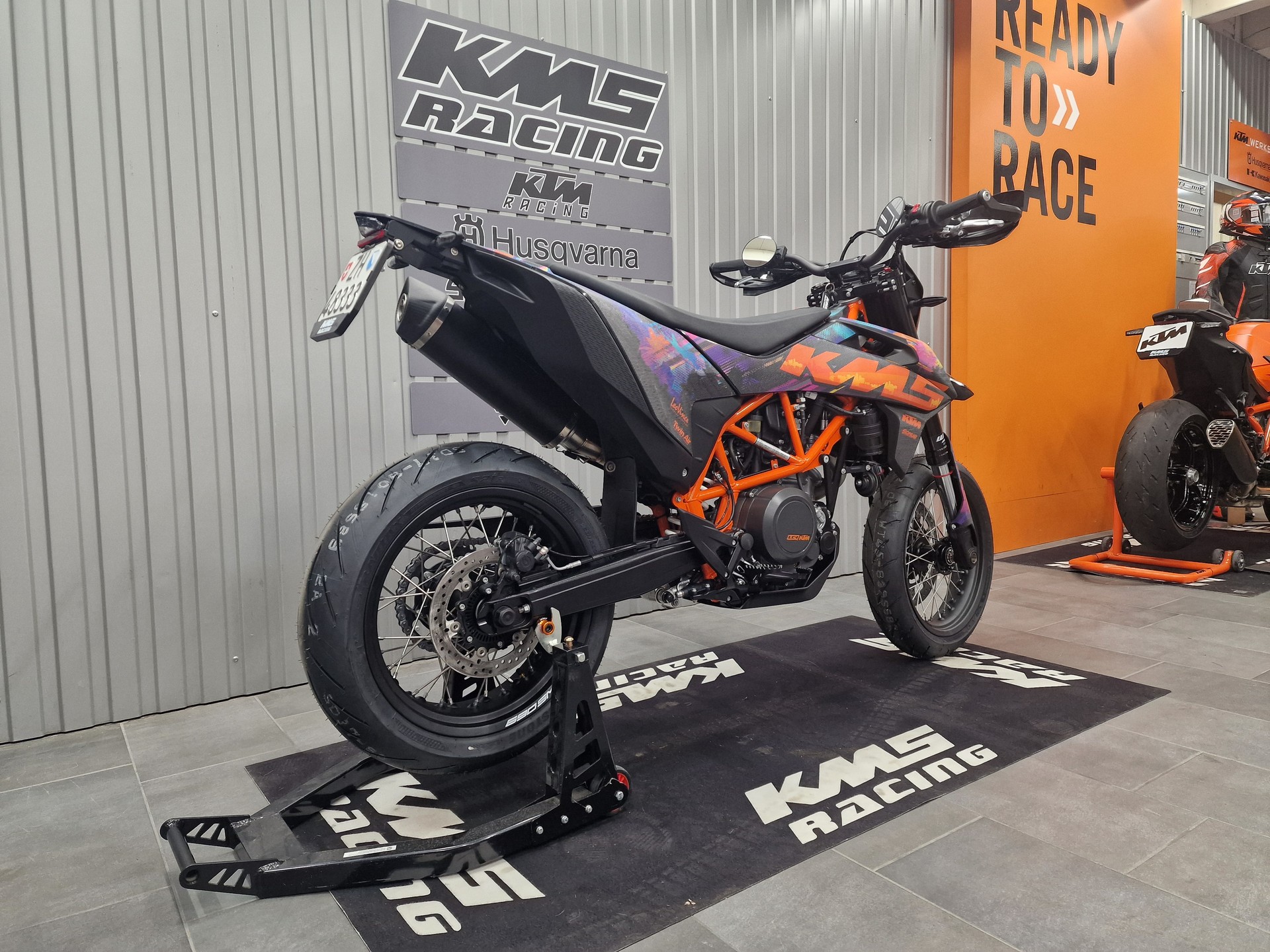 KTM 690 SMC R ABS (35 kW)-showroom-element-2