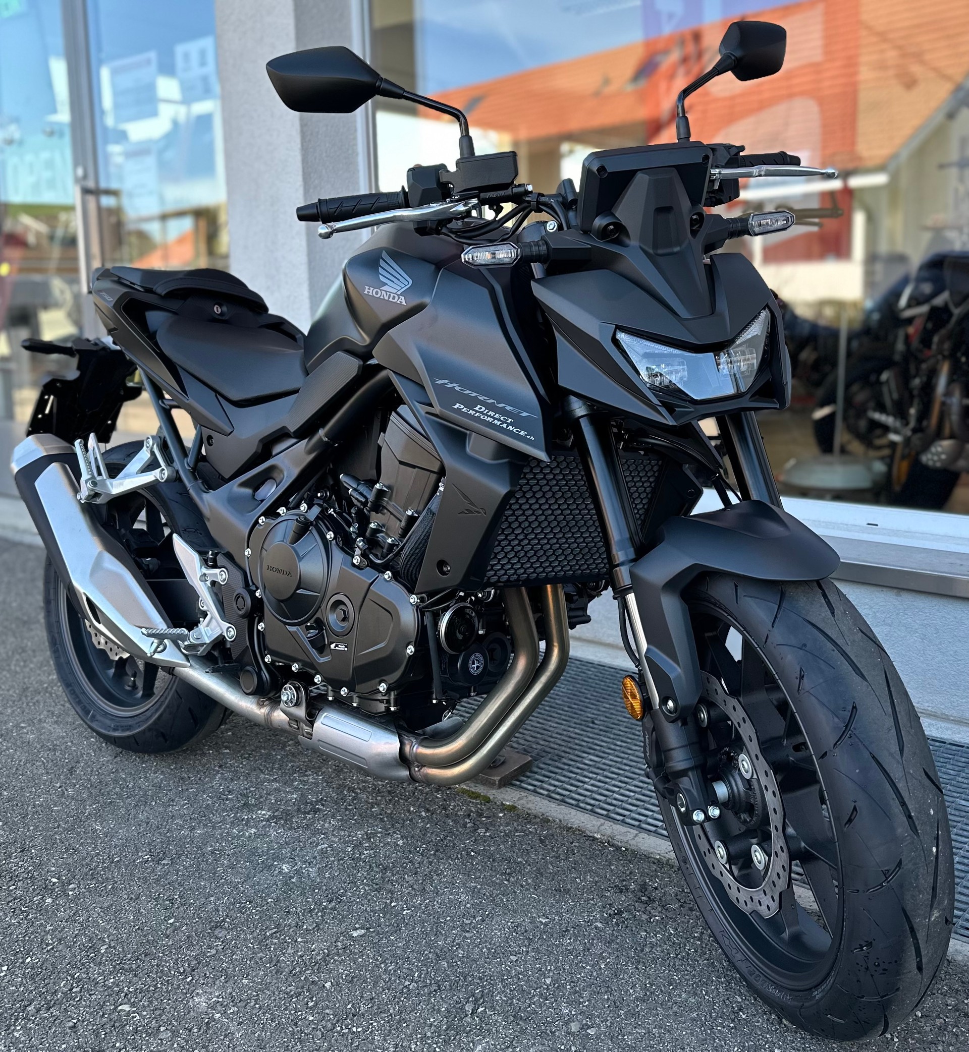 HONDA CB 750 Hornet-showroom-element-2