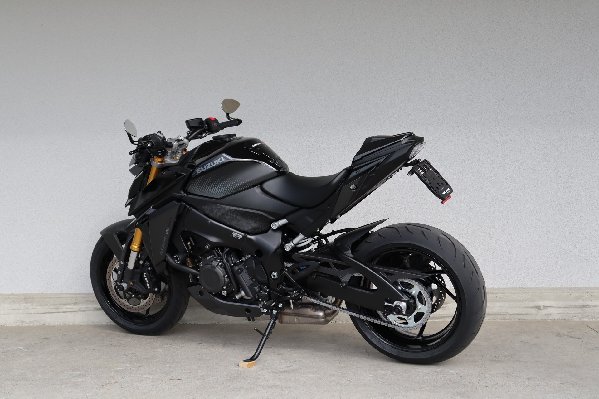 SUZUKI GSX-S 1000-image-5