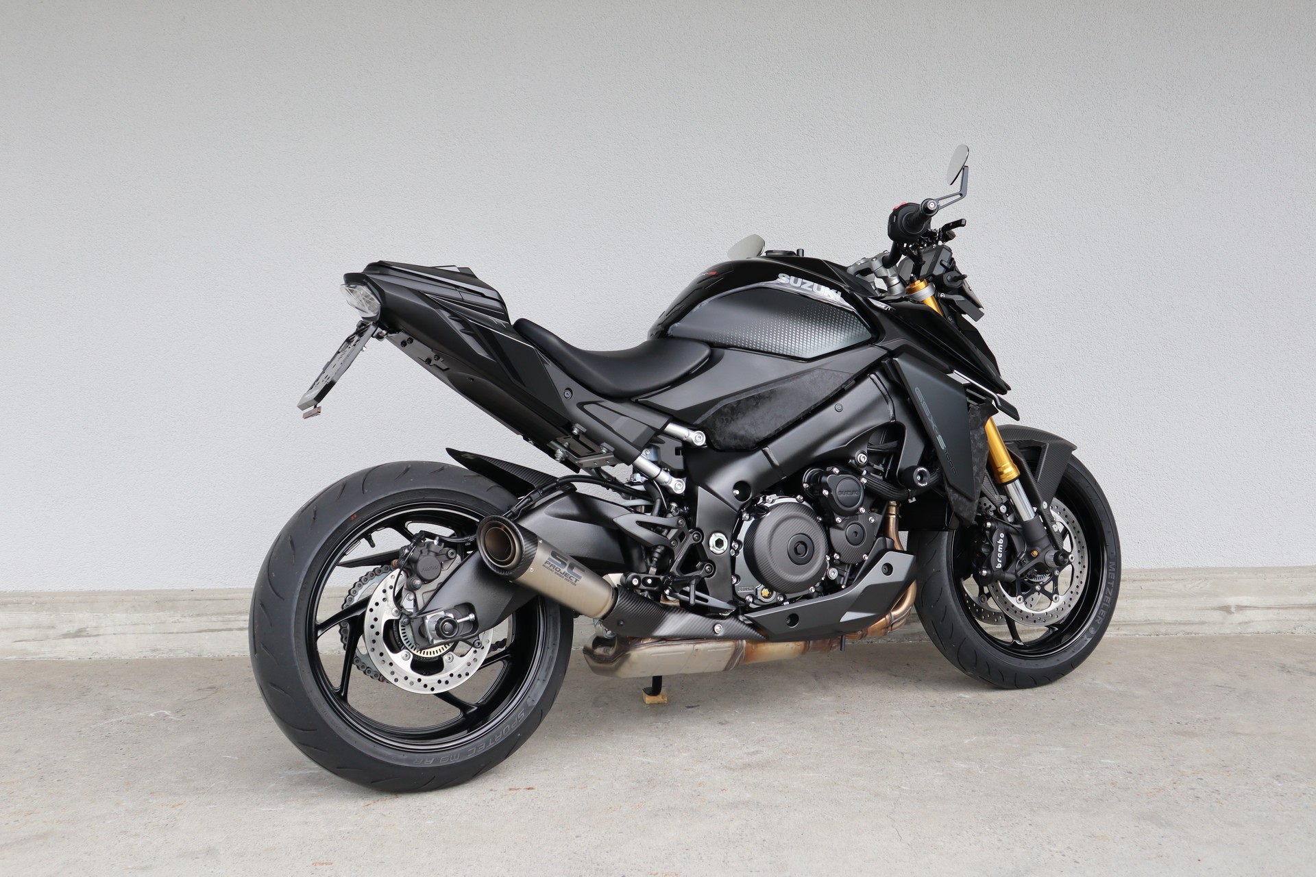 SUZUKI GSX-S 1000-image-2