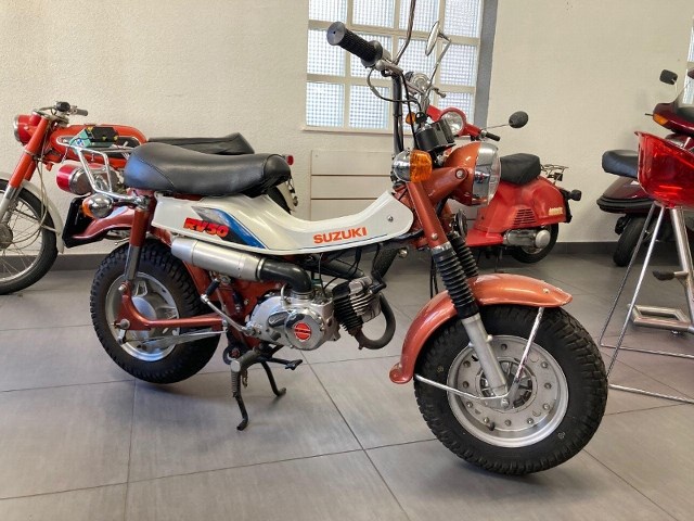 SUZUKI RV 50-showroom-element-3