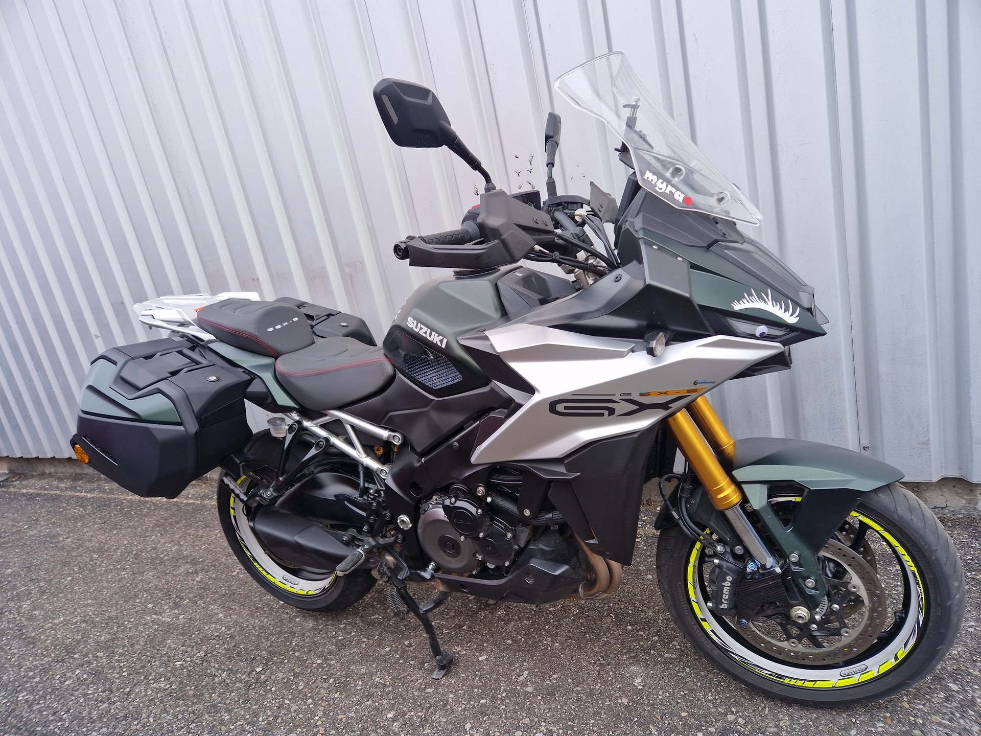 SUZUKI GSX-S 1000 GX Travel KUNDENAUFTRAG-showroom-element-1