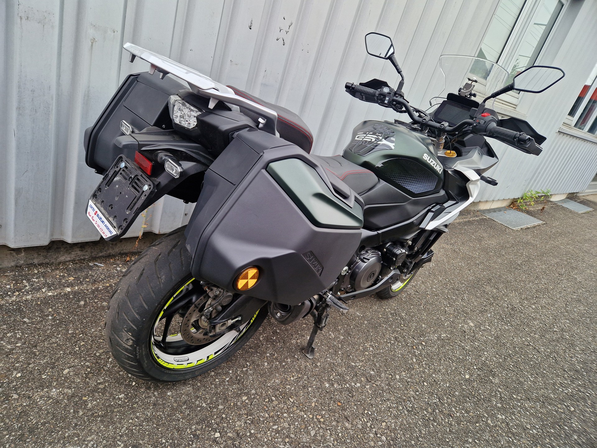 SUZUKI GSX-S 1000 GX Travel KUNDENAUFTRAG-showroom-element-3