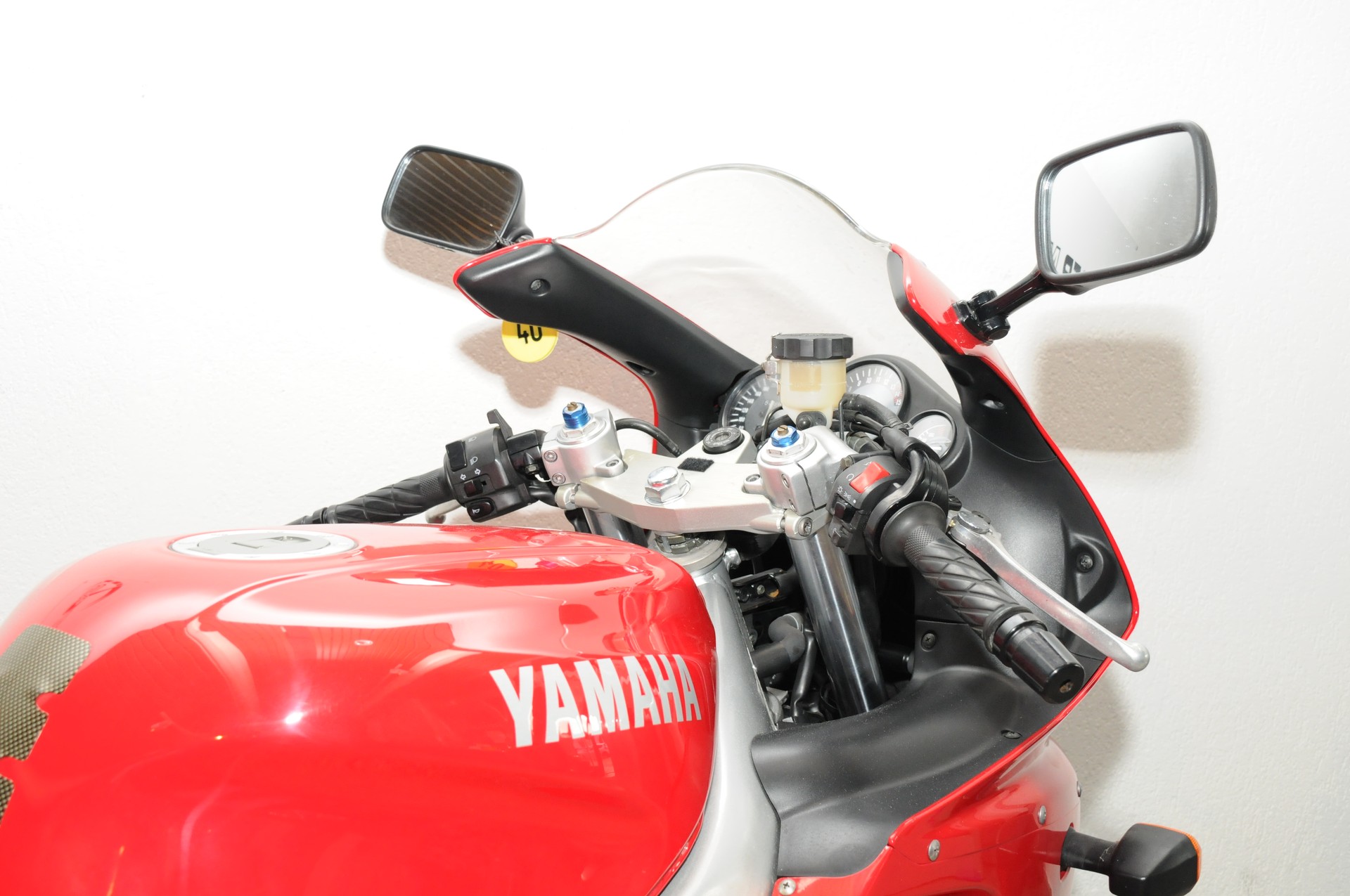YAMAHA YZF 600 R Thundercat-showroom-element-3