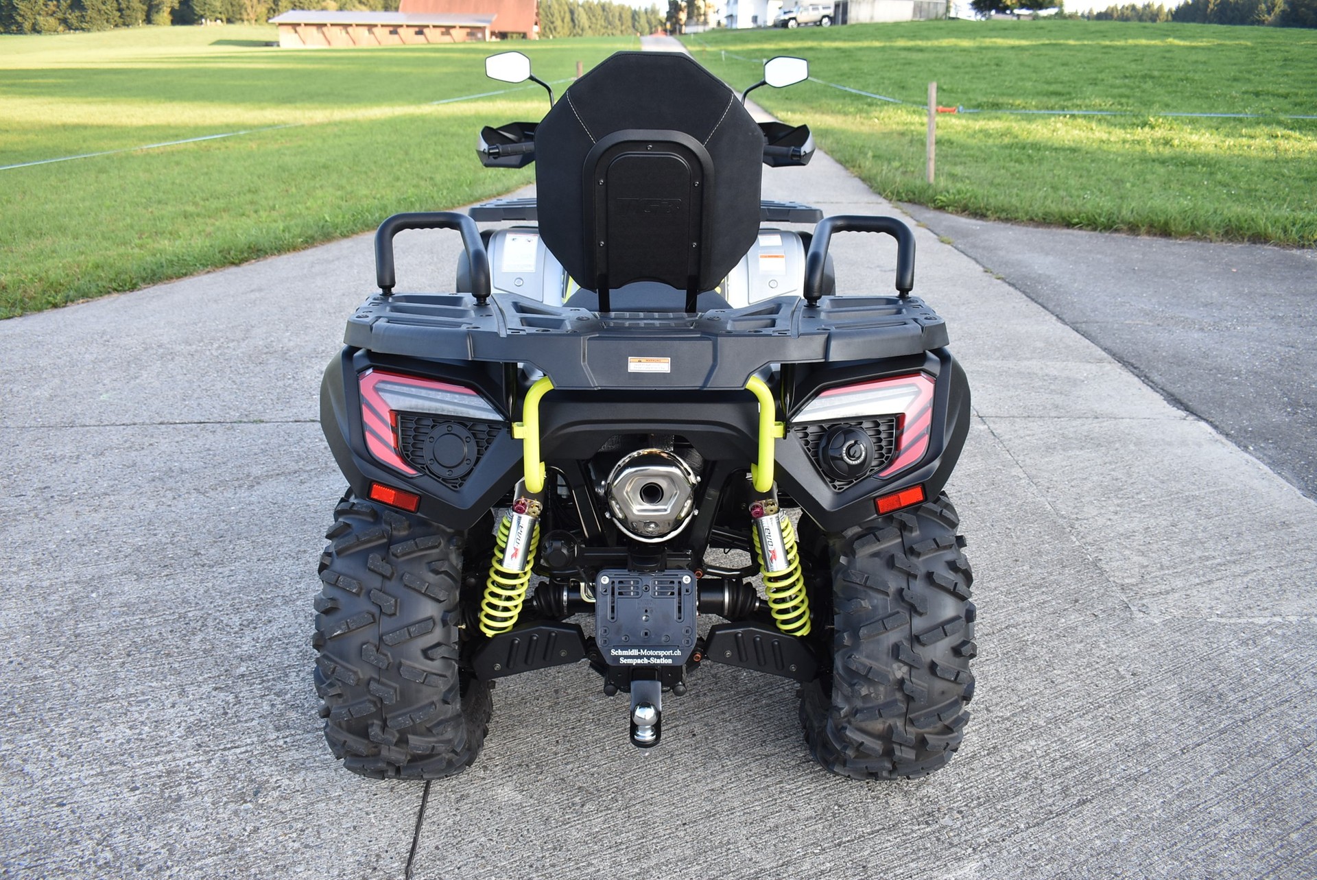 TGB Blade 1000 EFI LT Touring 4x4-image-5