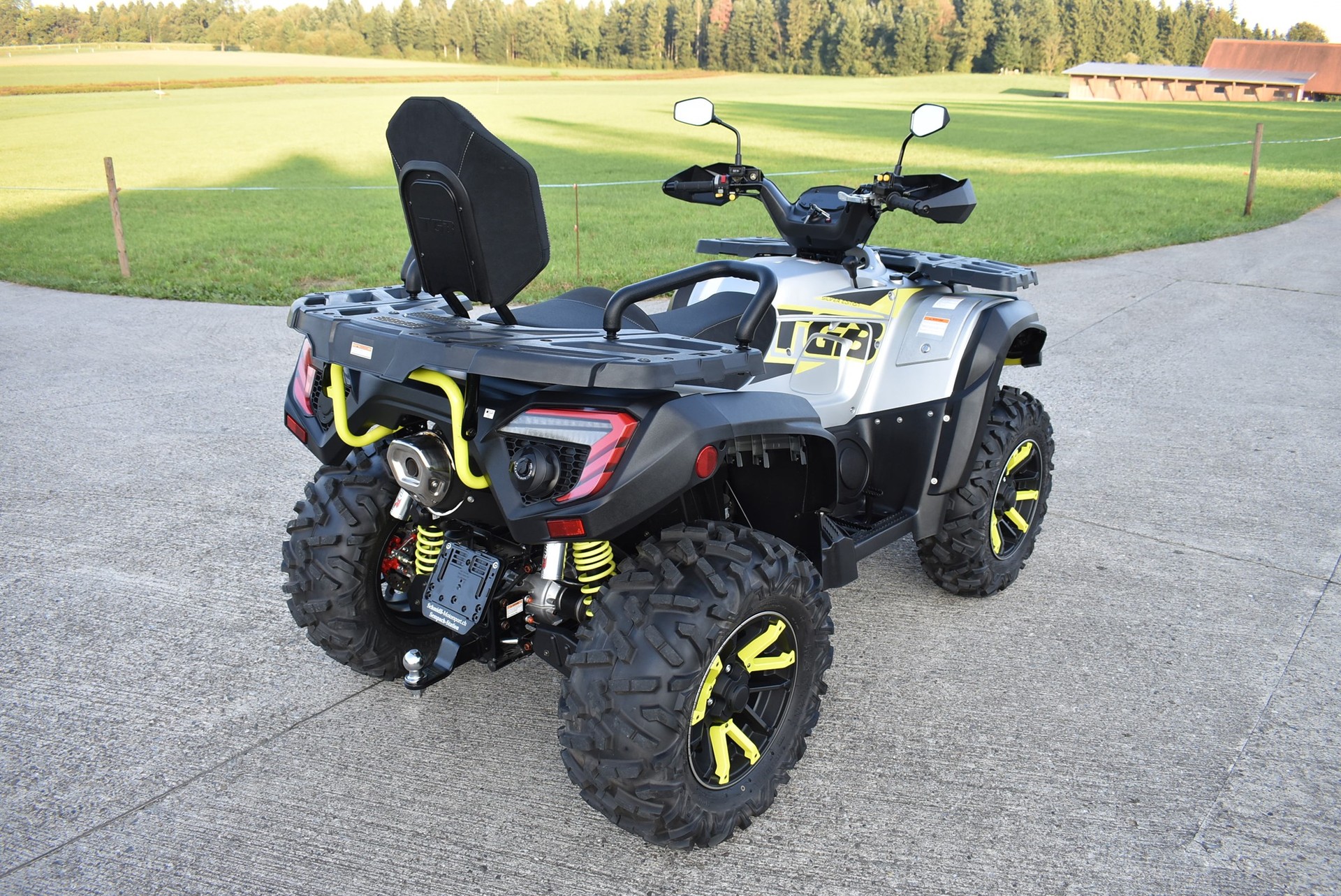 TGB Blade 1000 EFI LT Touring 4x4-image-6