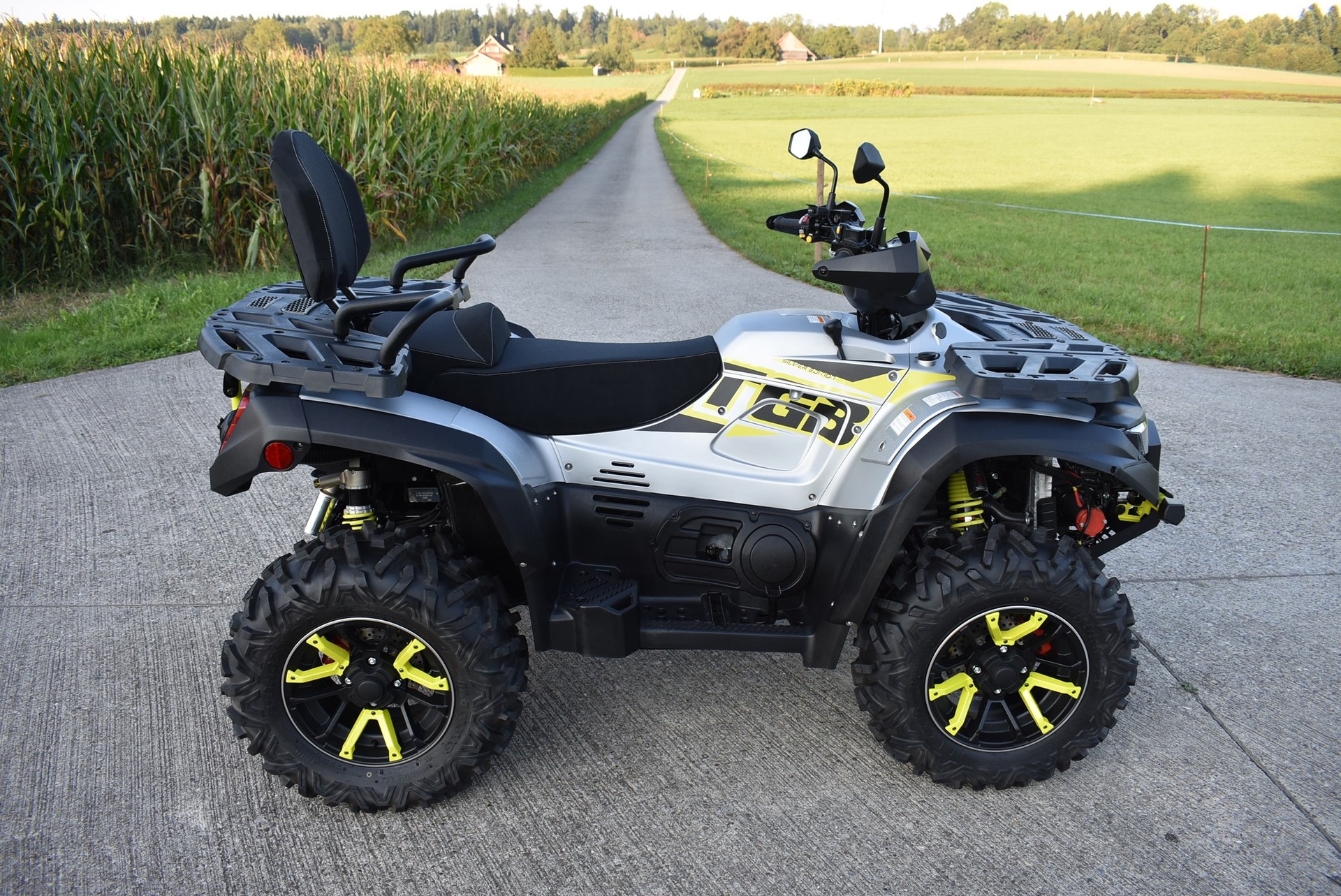 TGB Blade 1000 EFI LT Touring 4x4-image-7