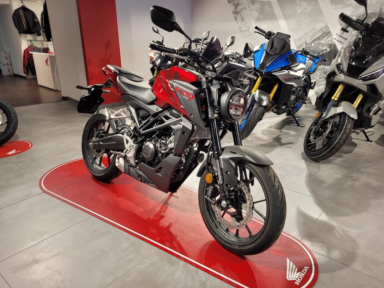 HONDA CB 125 R