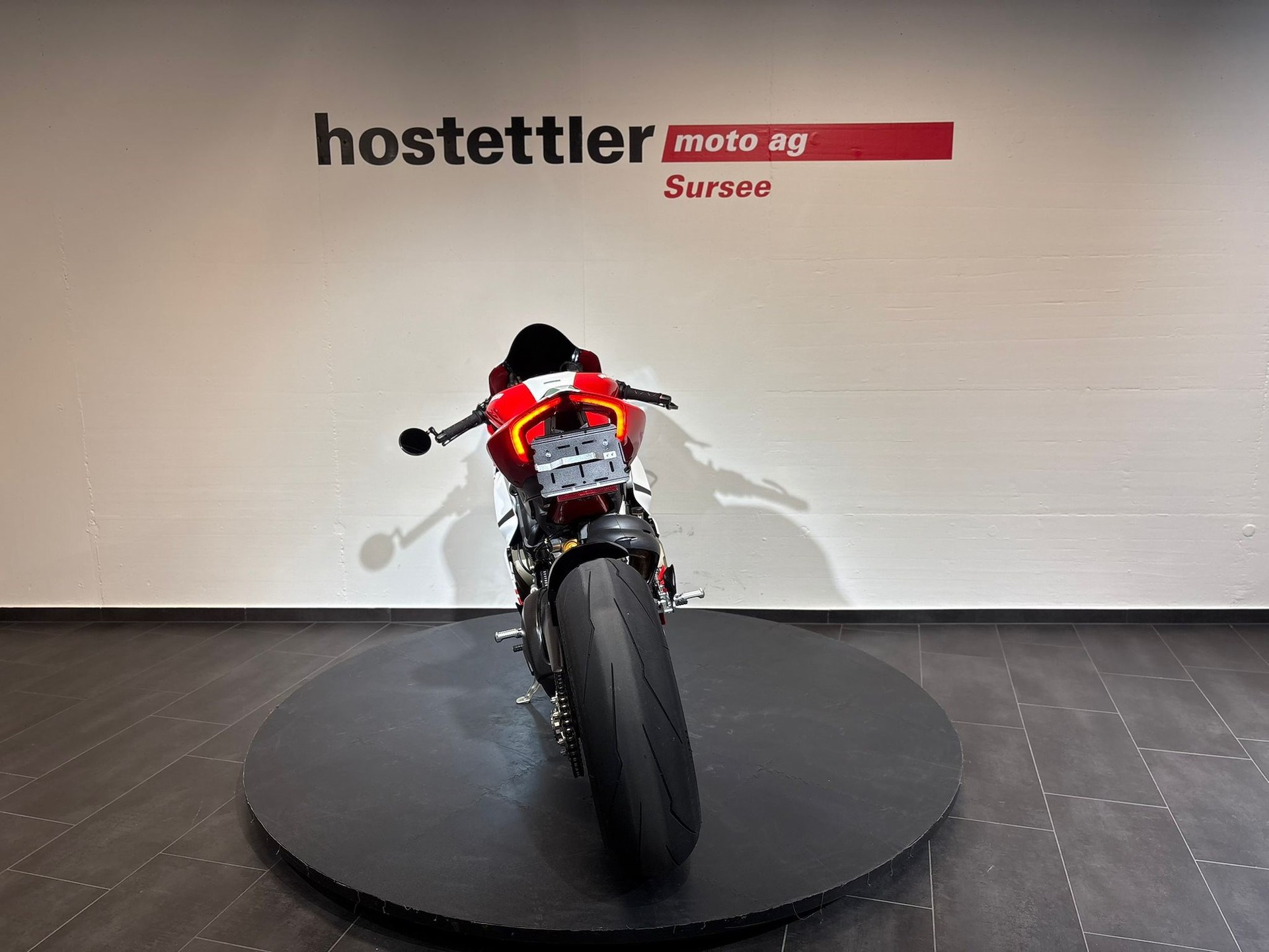 DUCATI Panigale V4 Speciale No. 0751/1500-showroom-element-3
