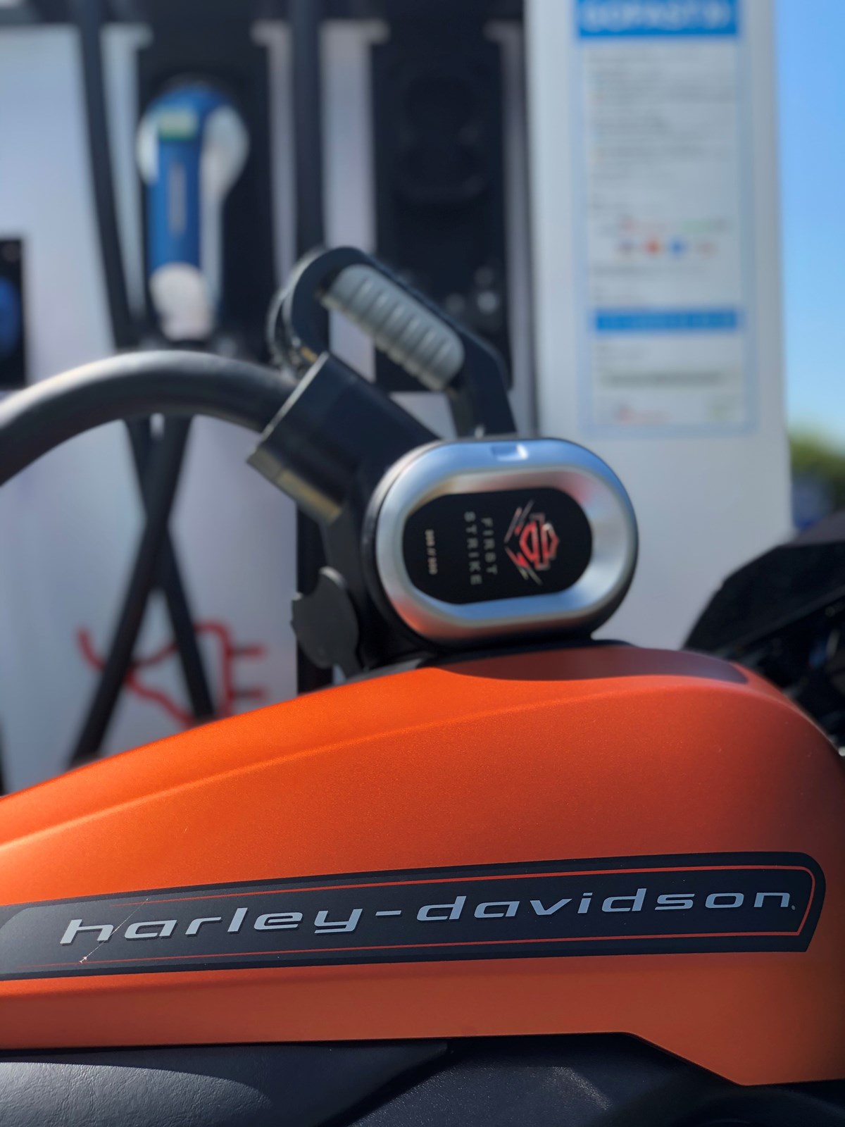 HARLEY-DAVIDSON Live Wire-image-2
