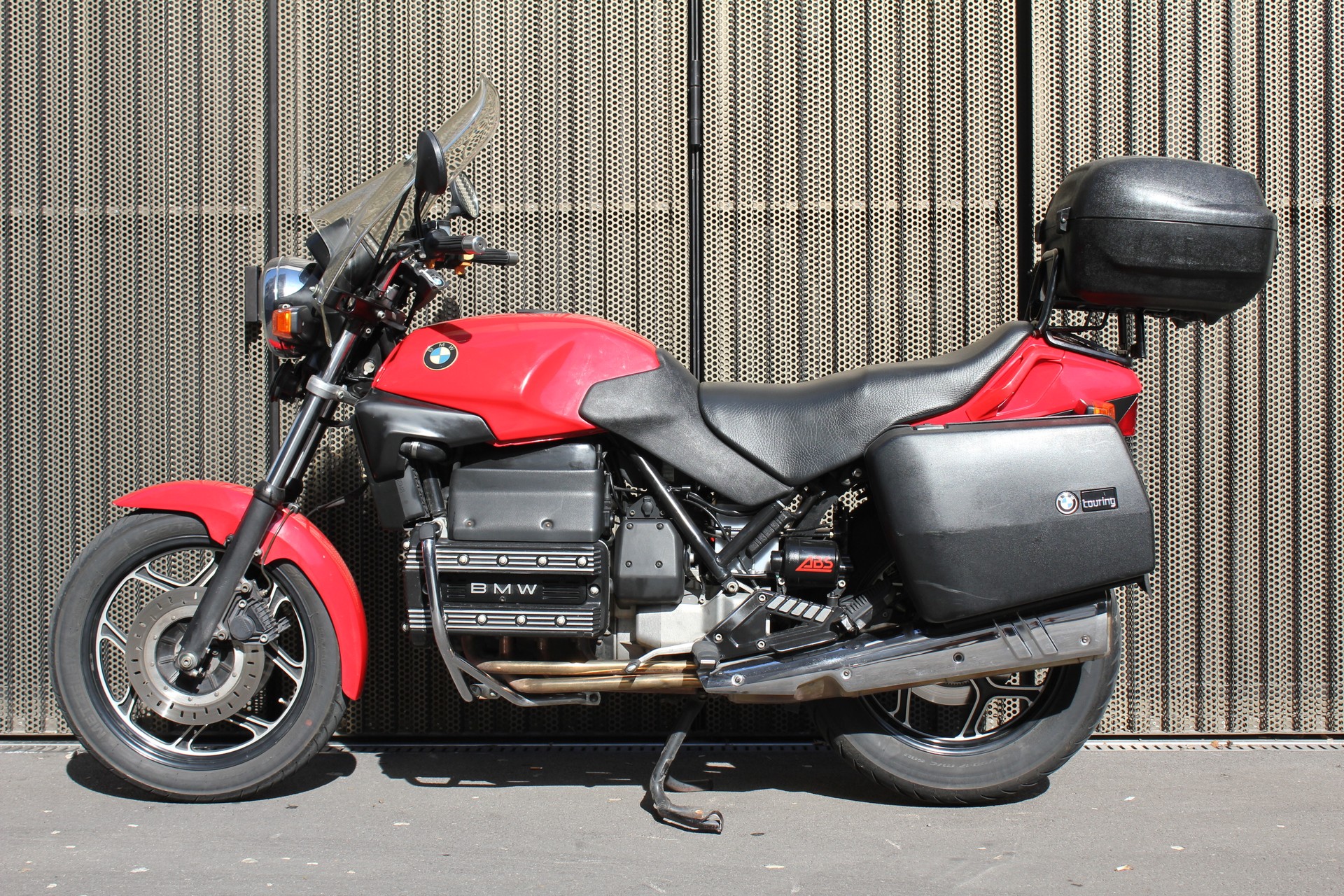 BMW K 100-showroom-element-2