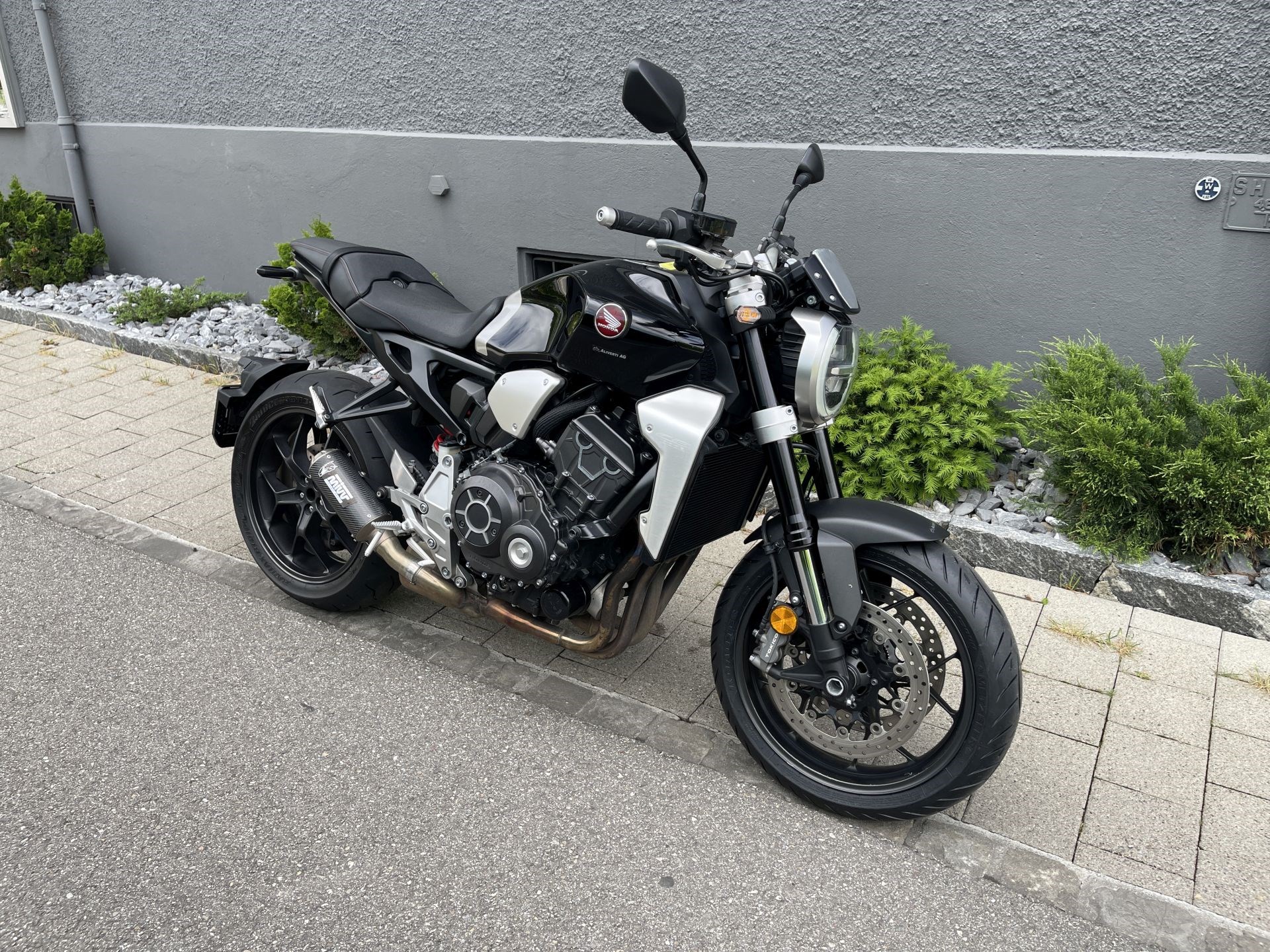 HONDA CB 1000 R ABS-image-6