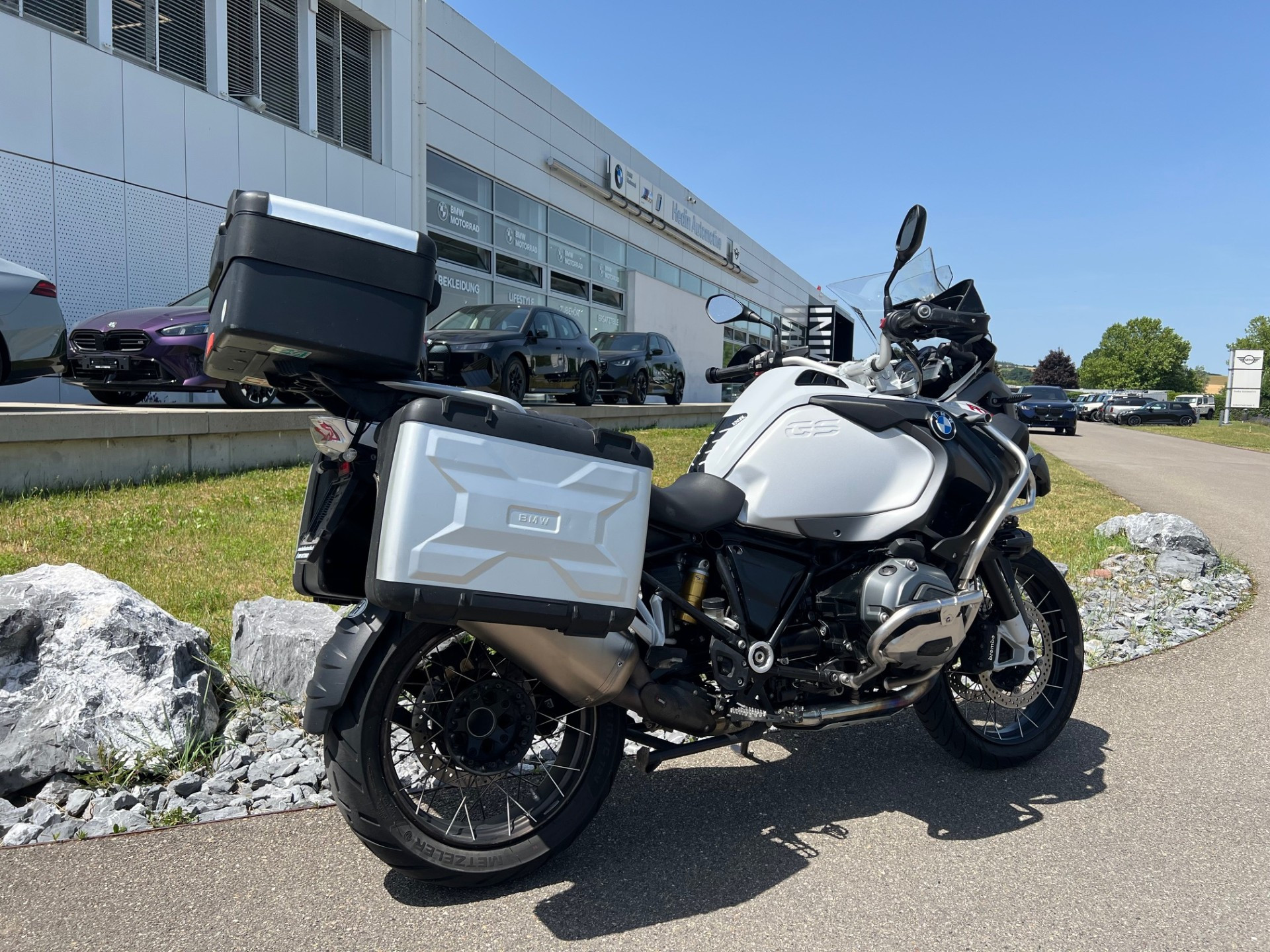 BMW R 1200 GS Adventure TIEFES FAHRWERK ab Werk-showroom-element-2