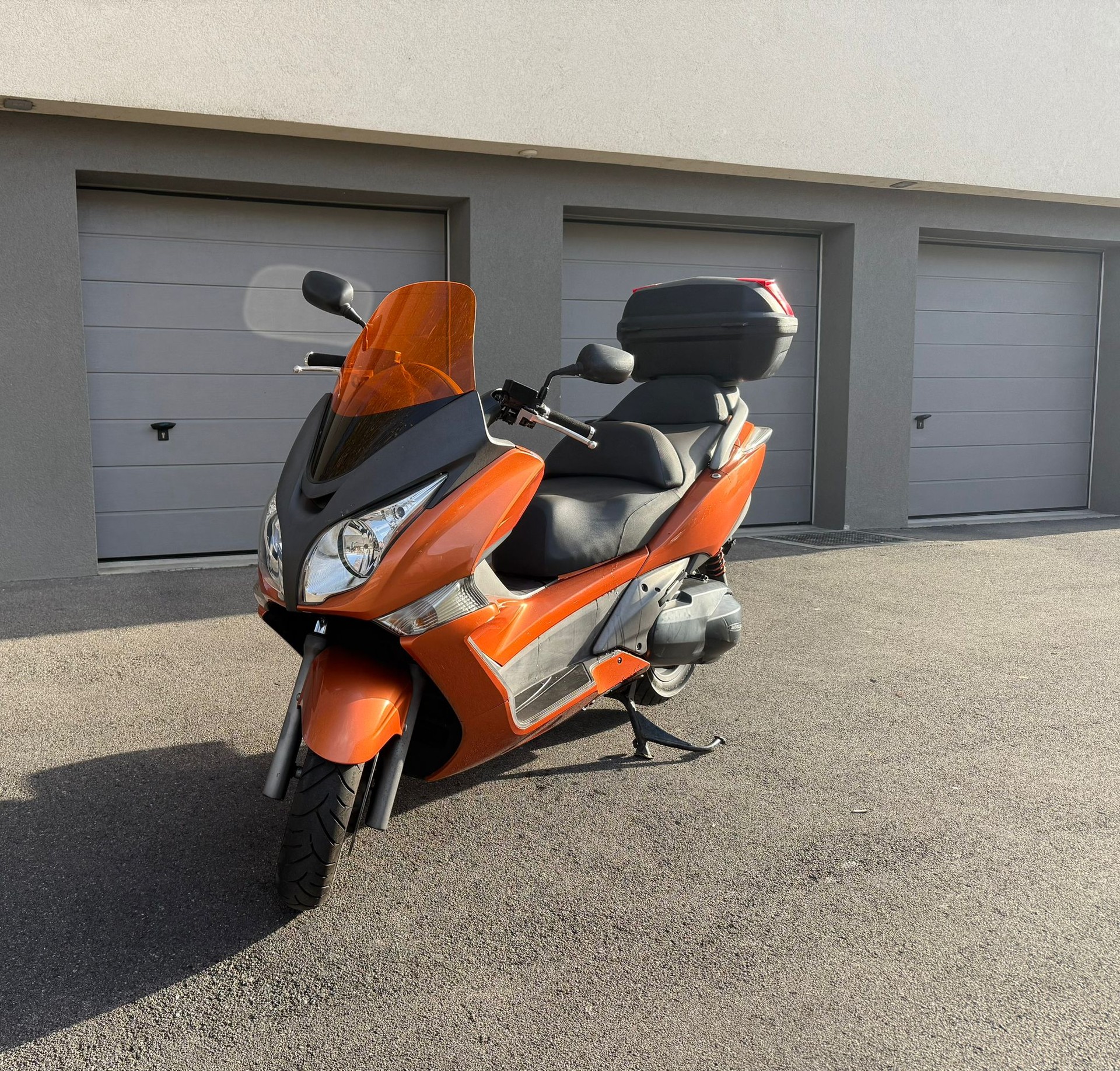 HONDA FJS 400