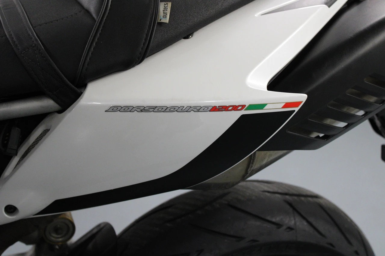 APRILIA Dorsoduro 1200 ABS/TC-image-11