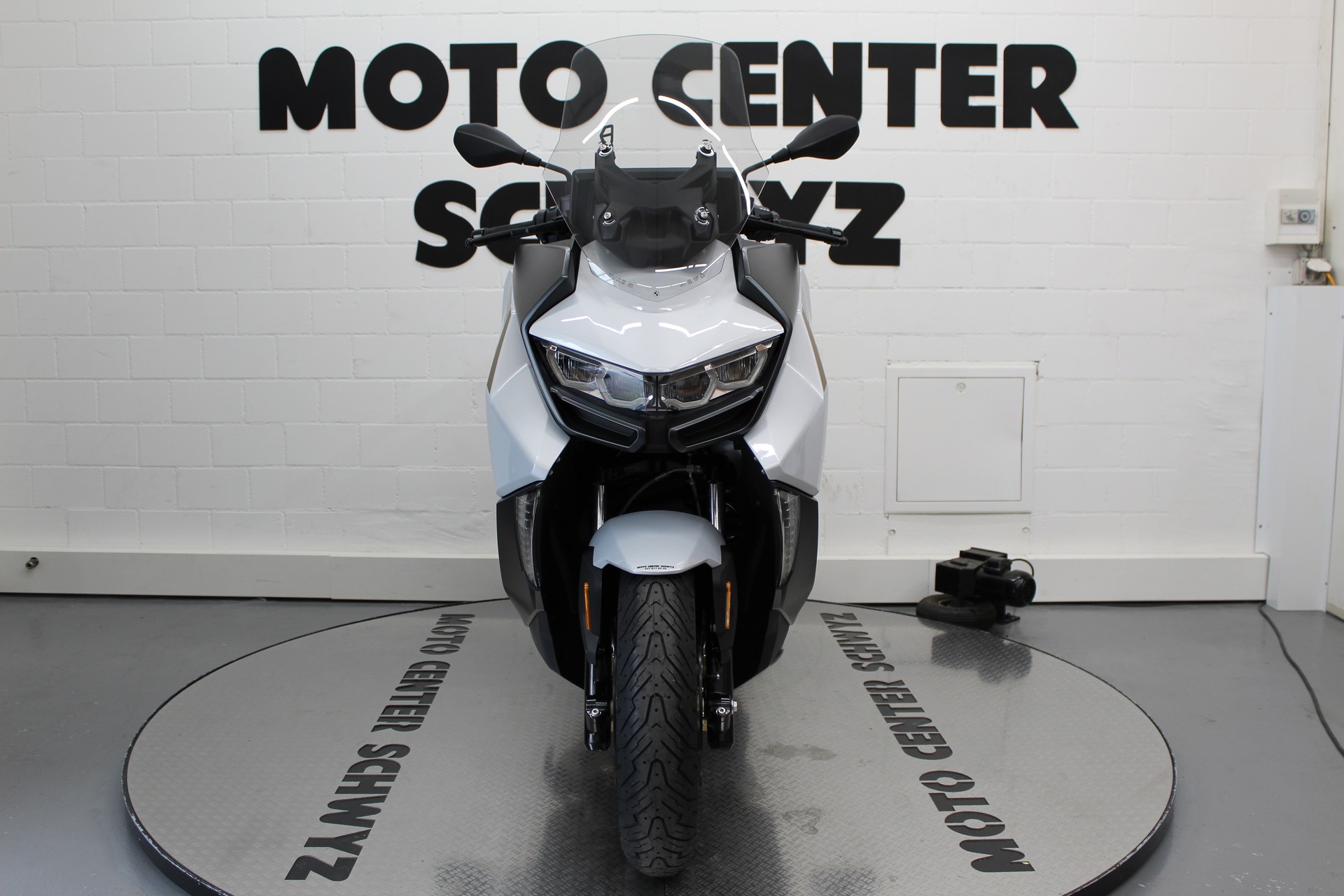 BMW C 400 GT ABS-showroom-element-2
