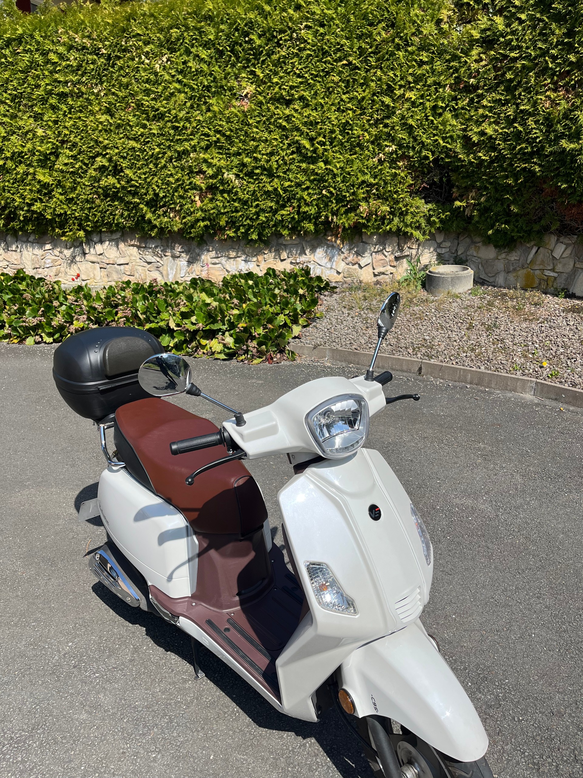 VENGO Zahara 125i